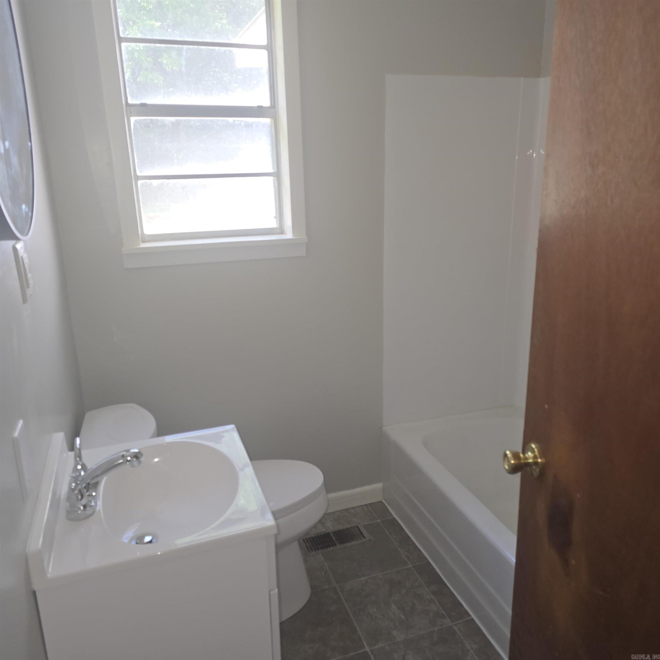 7421 Milford Property Photo 7
