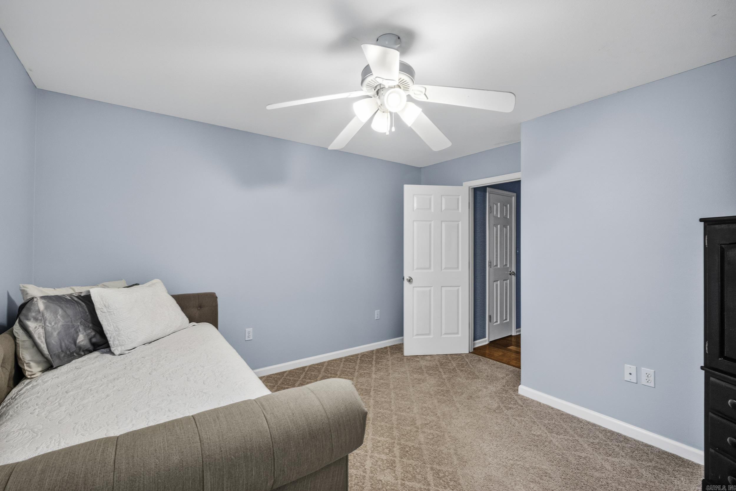 2311 Orleans Place Property Photo 24