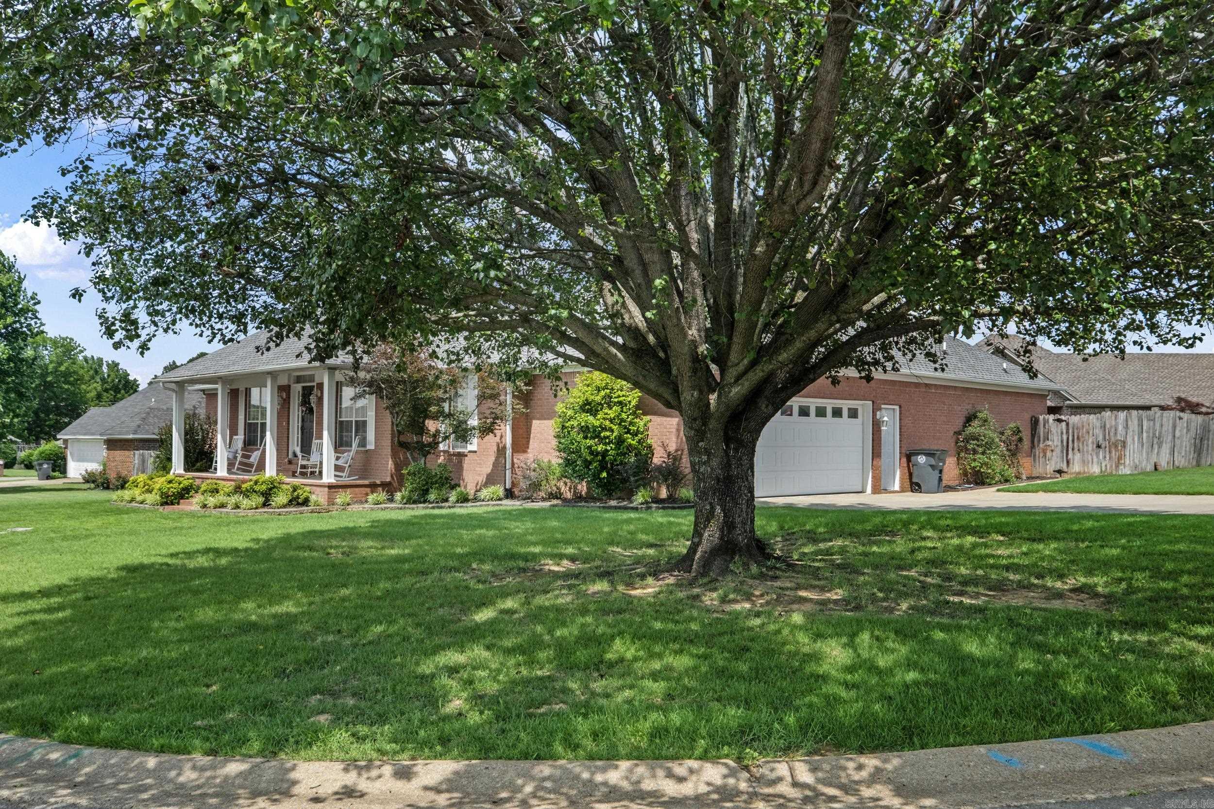 2311 Orleans Place Property Photo 37