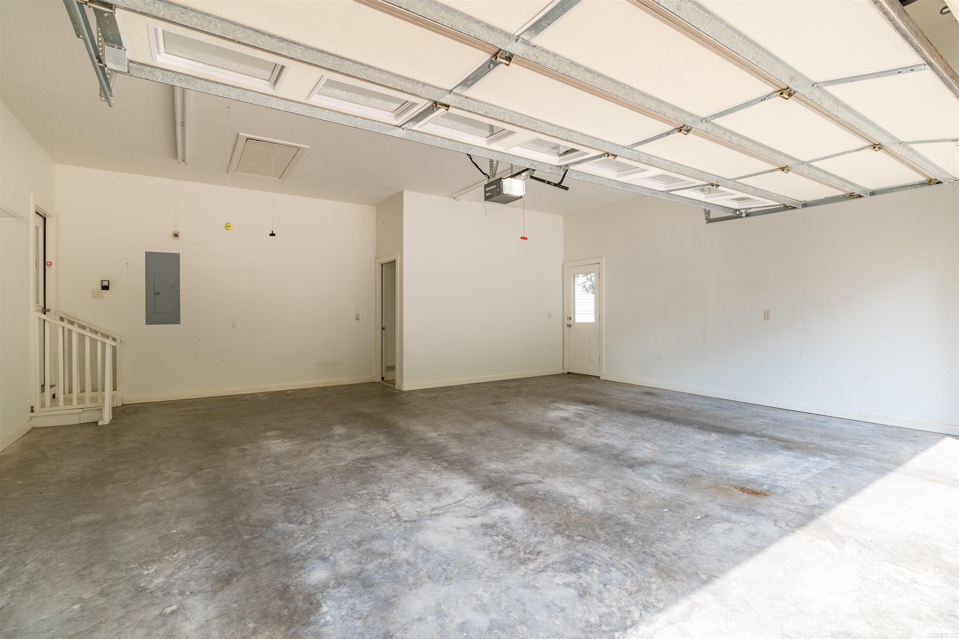 1 Versalles Lane Property Photo 33