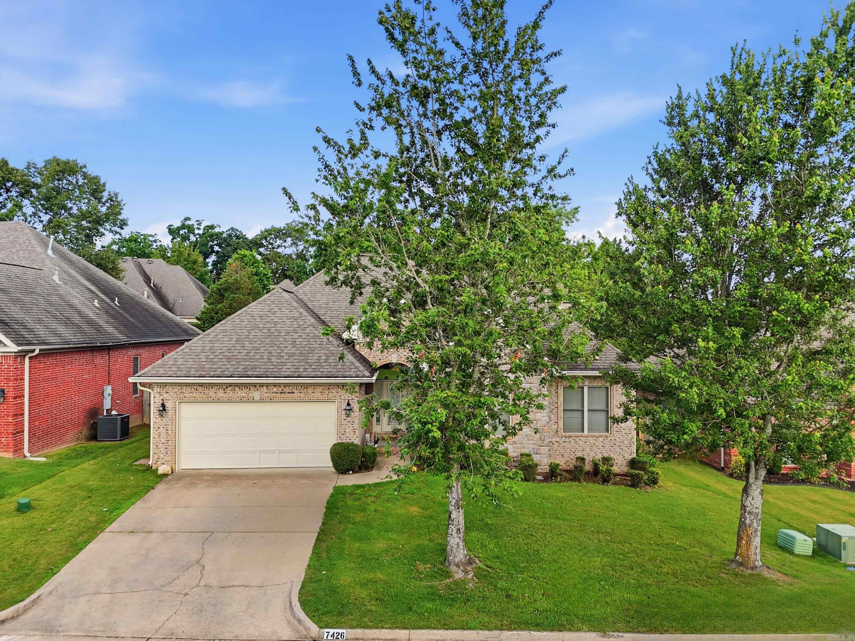 7426 Peach Blossom Drive Property Photo 4