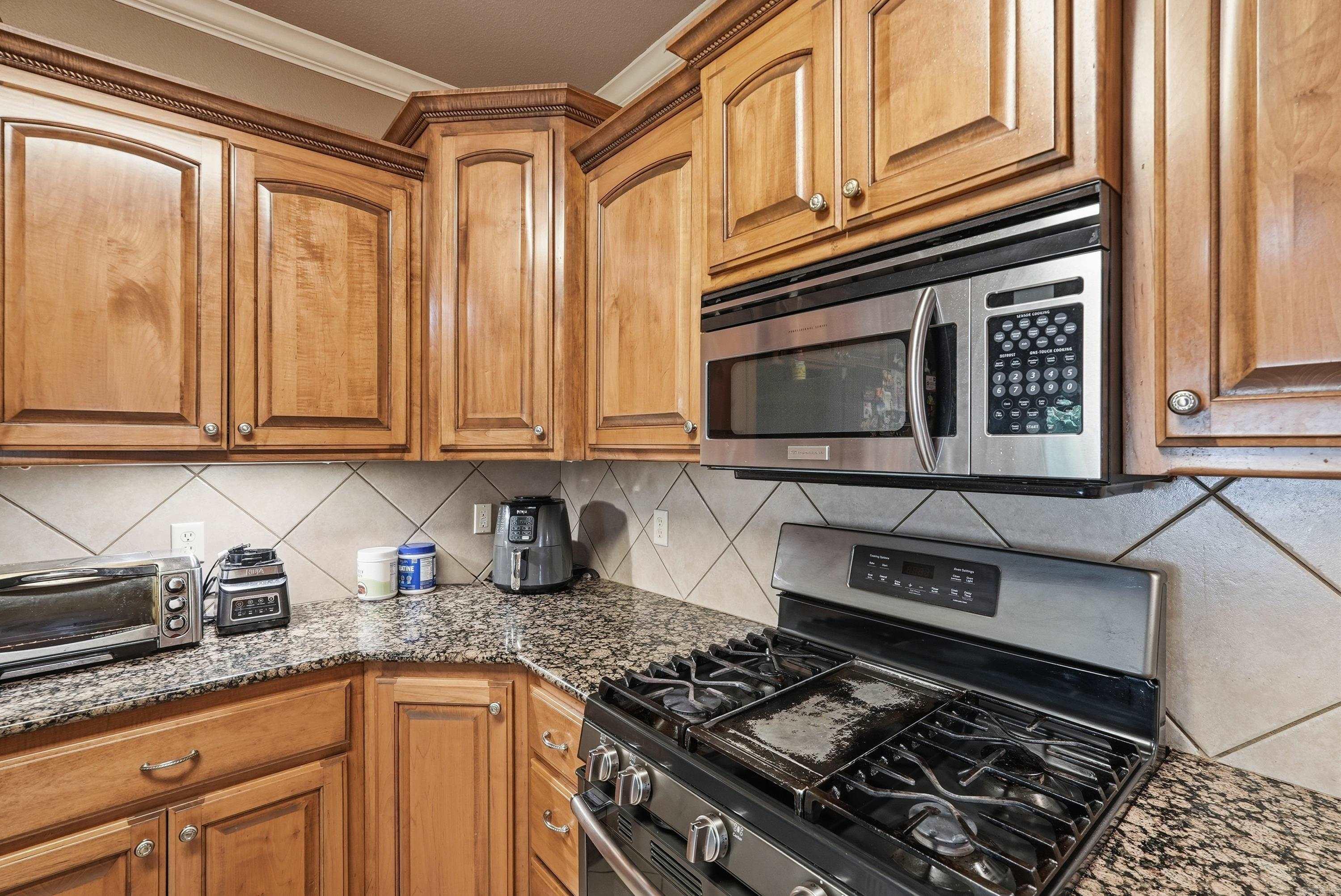 7426 Peach Blossom Drive Property Photo 13