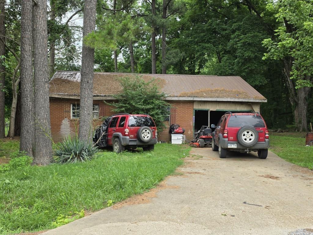 304 County Road 365
