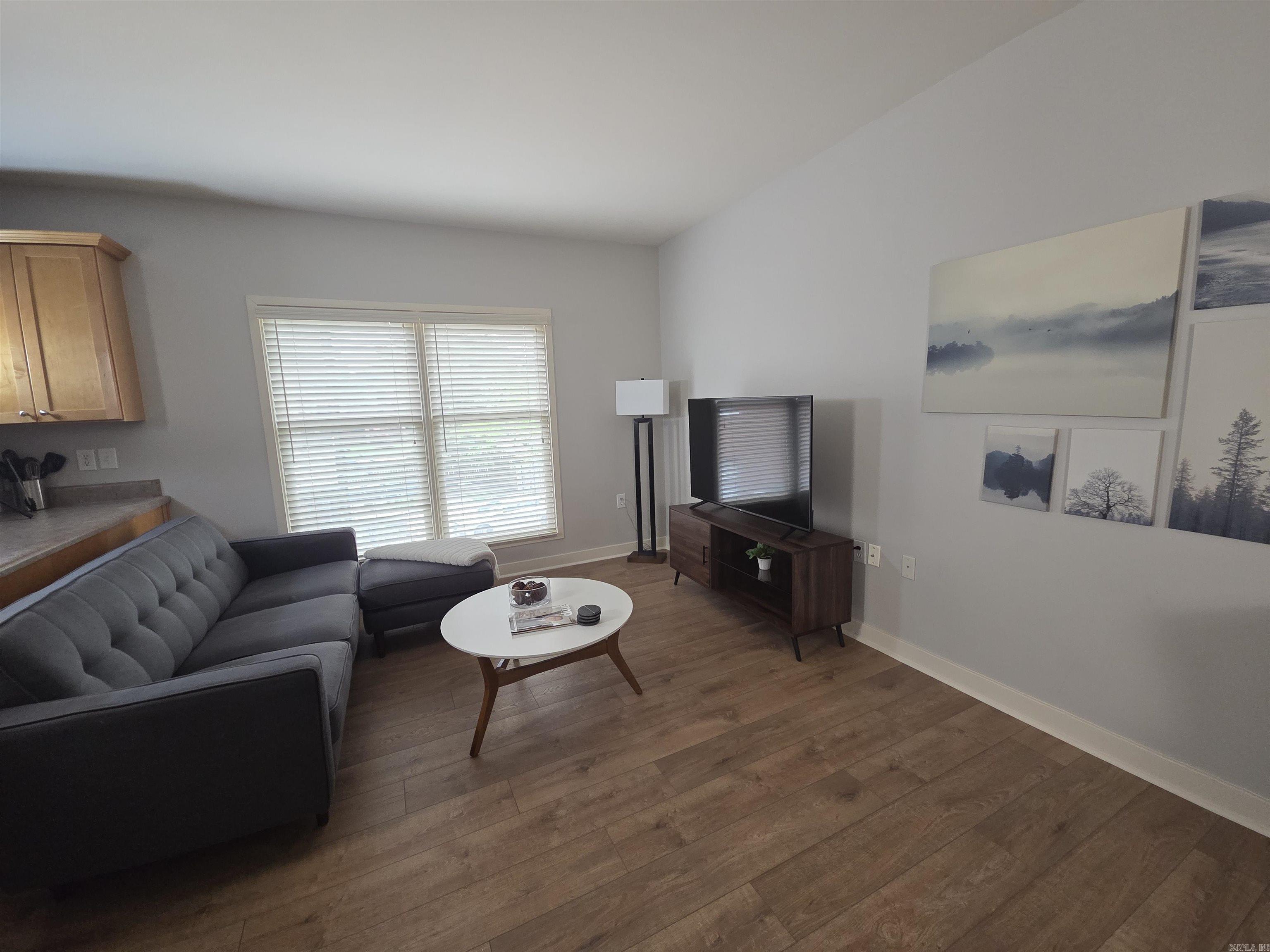 515 E Capitol Avenue 204 Property Photo 14