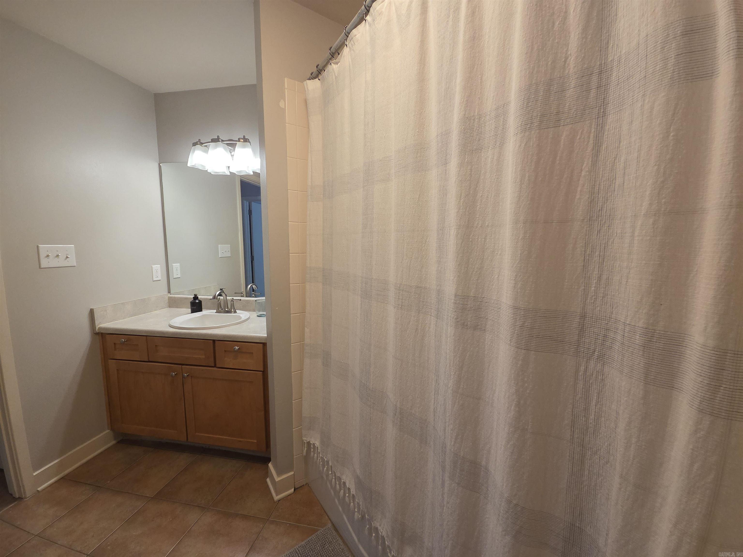 515 E Capitol Avenue 204 Property Photo 26