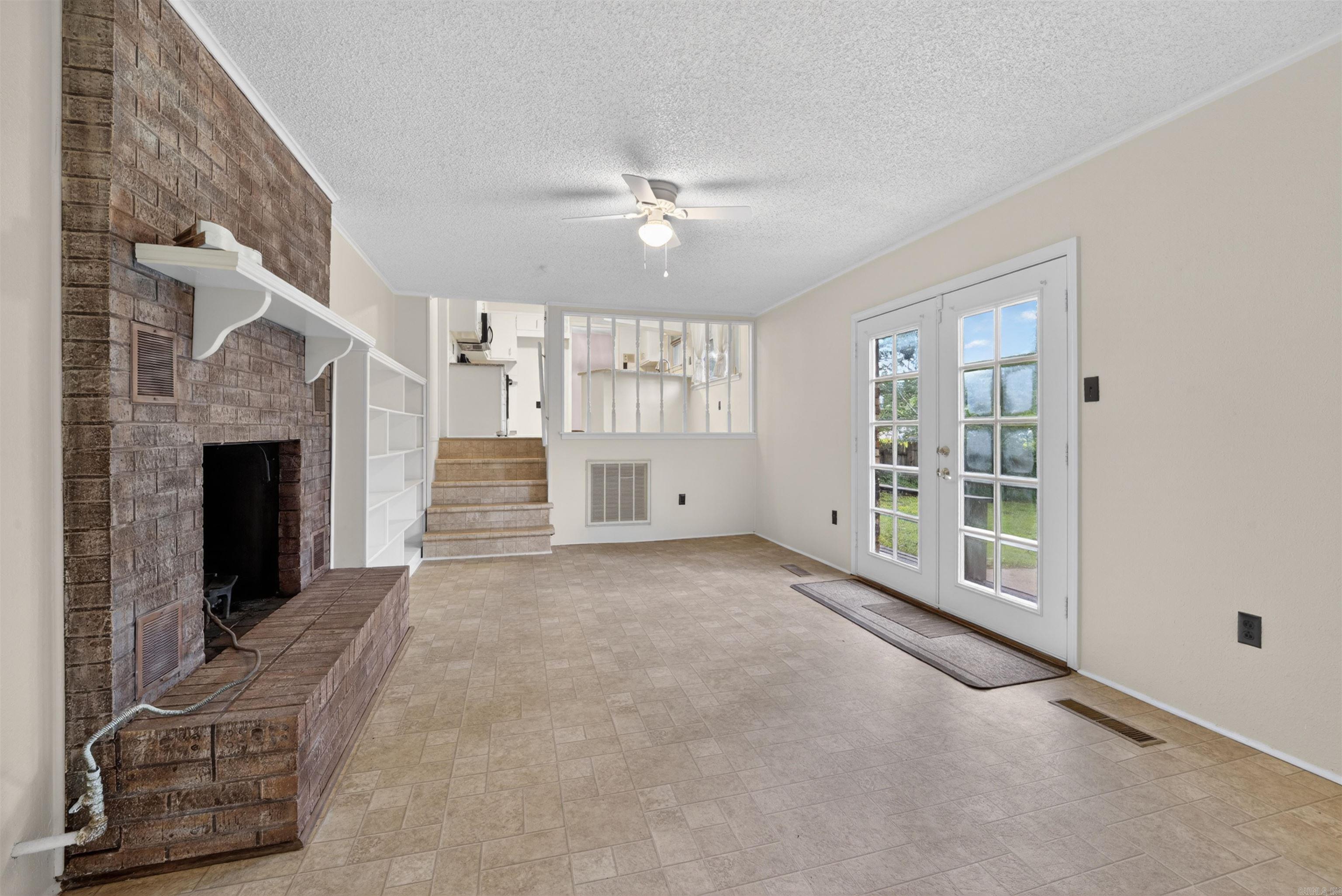 1540 Valley View Drive Property Photo 7