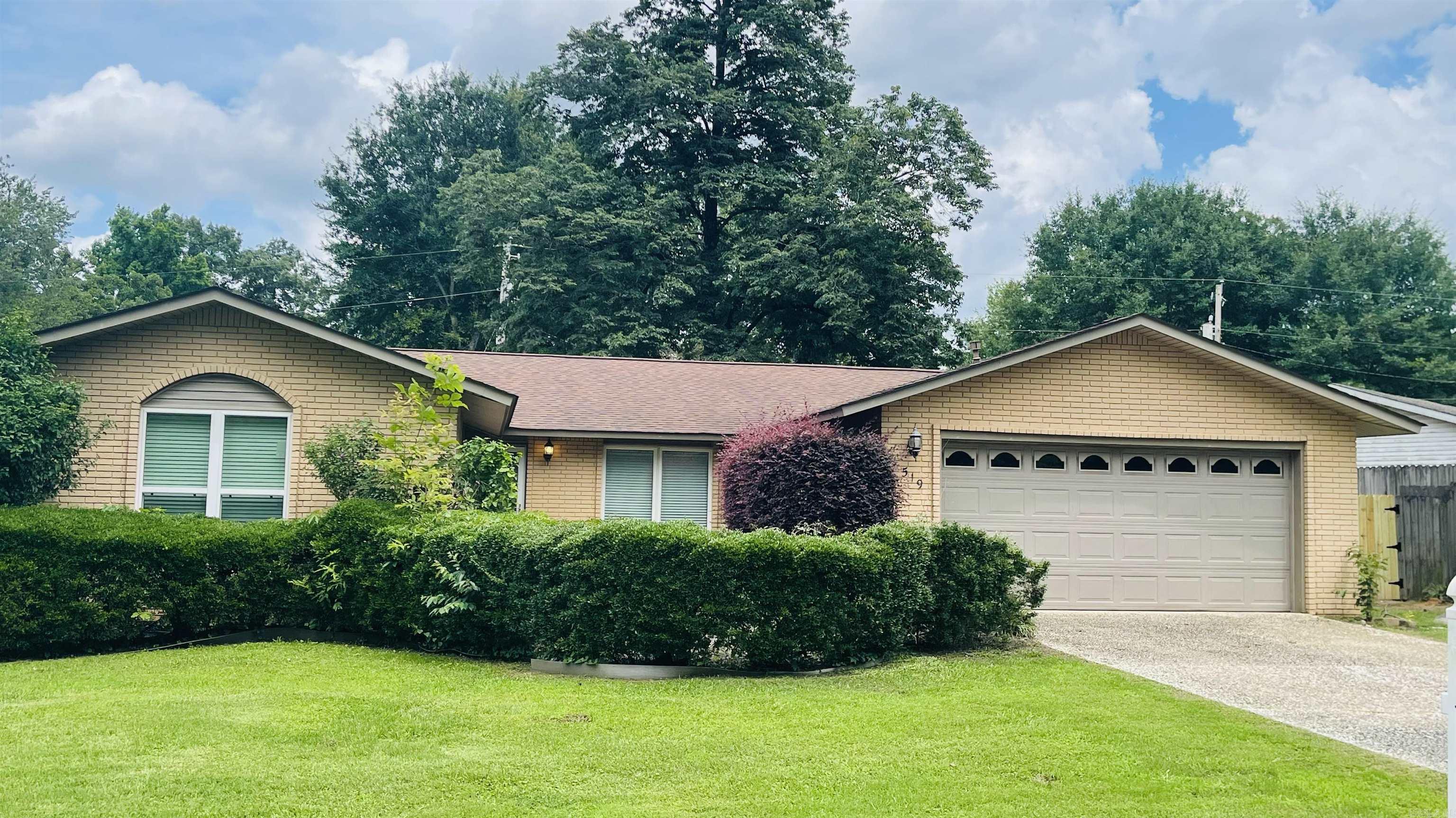 519 Teresa Drive Property Photo 1