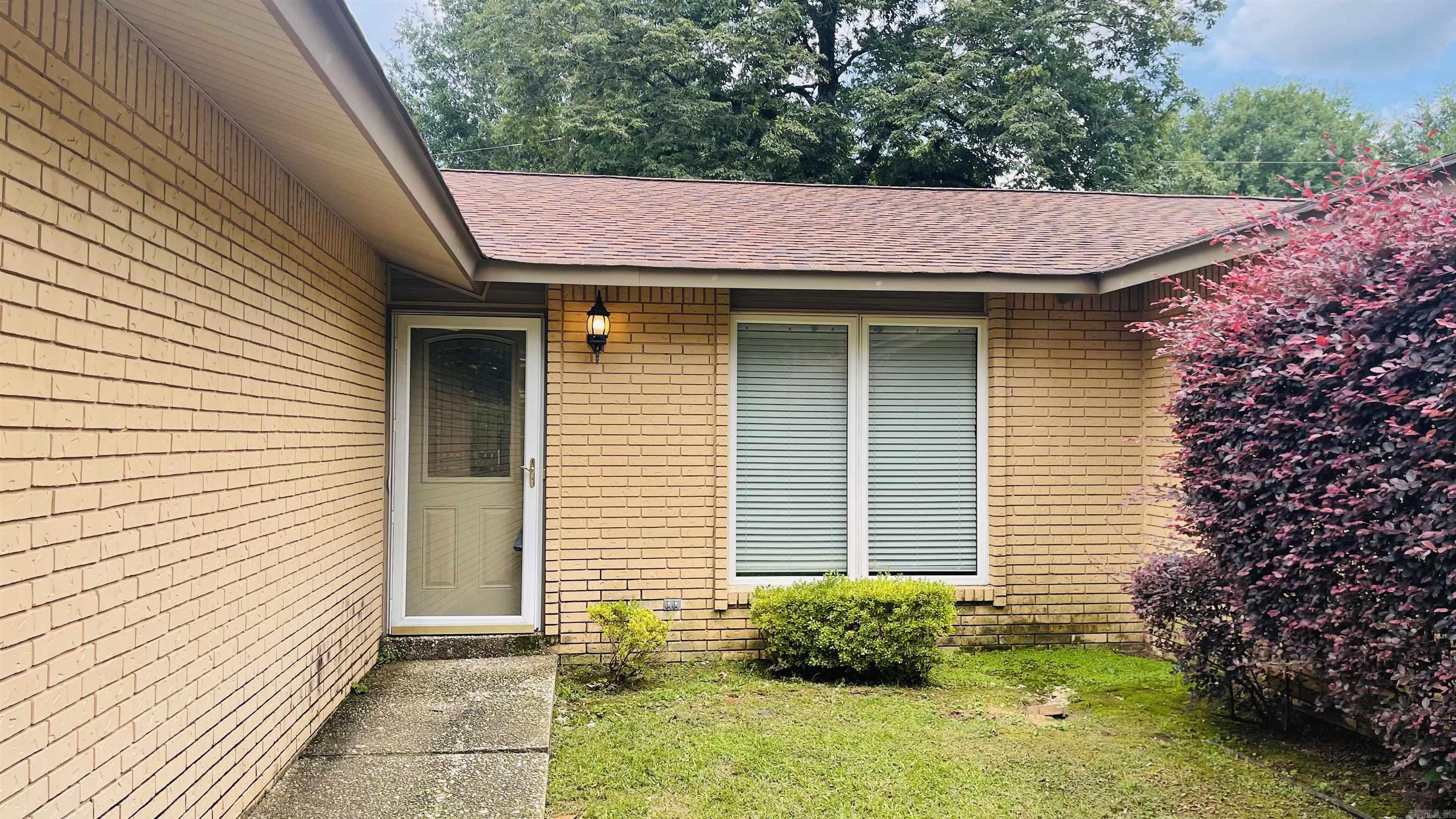 519 Teresa Drive Property Photo 3