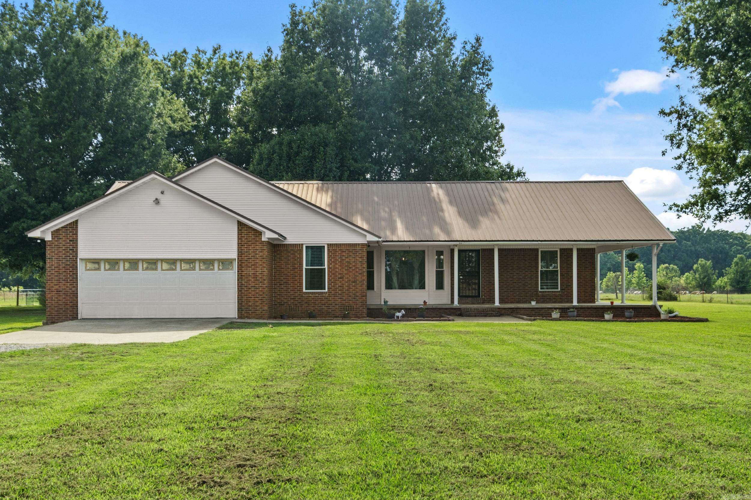 382 Porter Road Property Photo 1