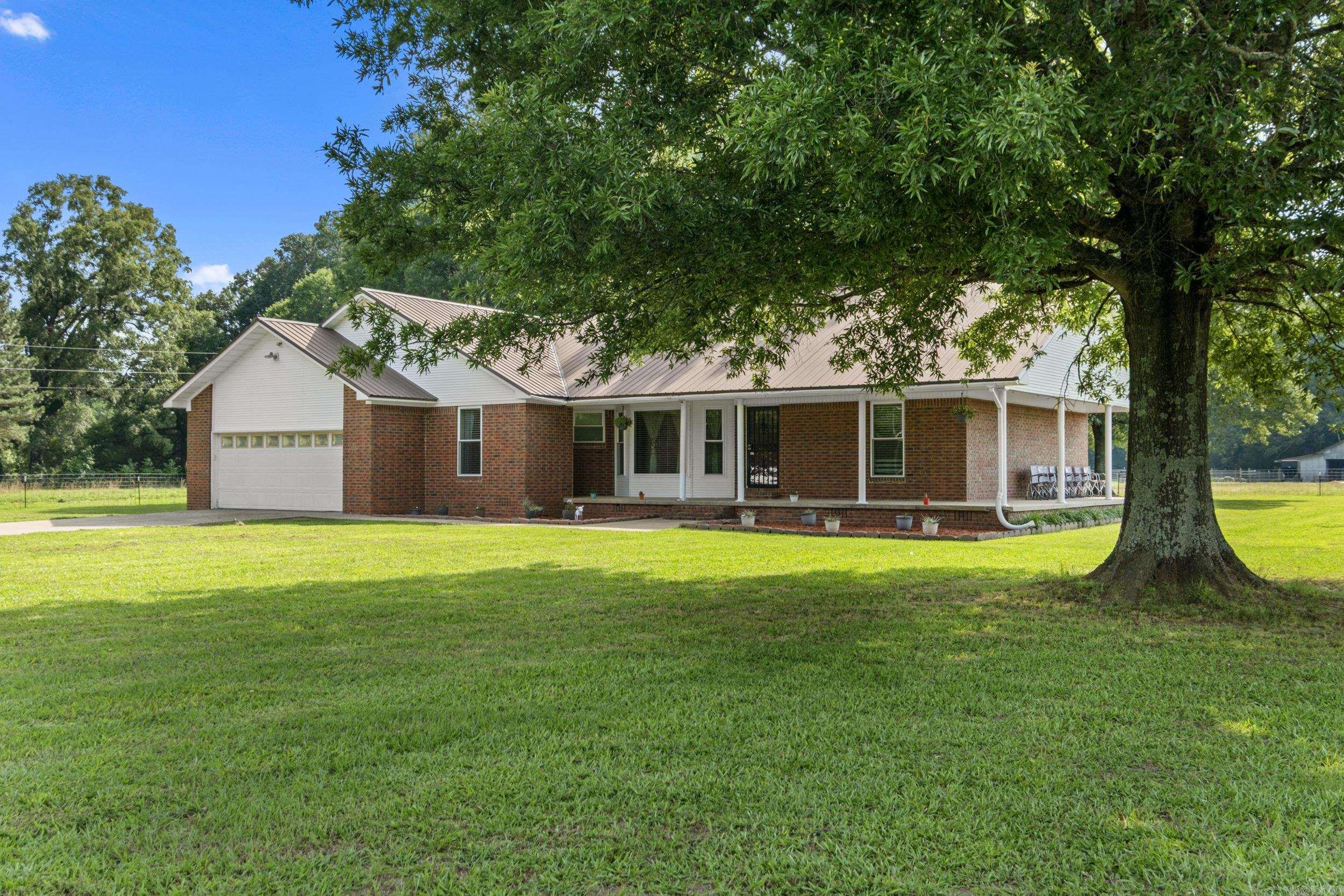 382 Porter Road Property Photo 3