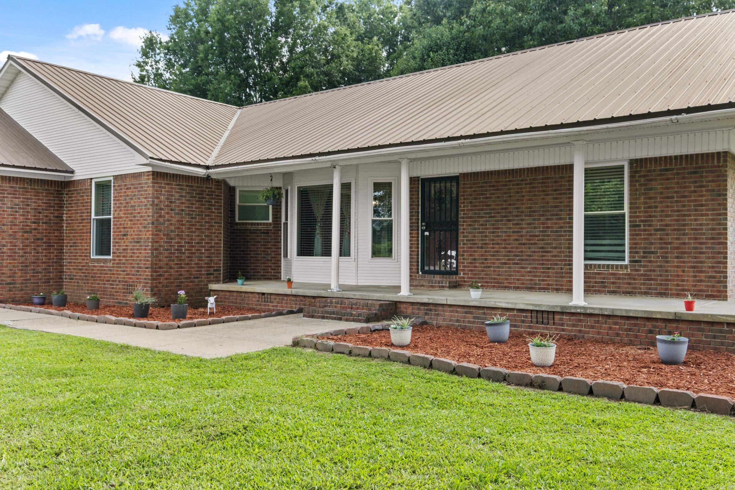 382 Porter Road Property Photo 5