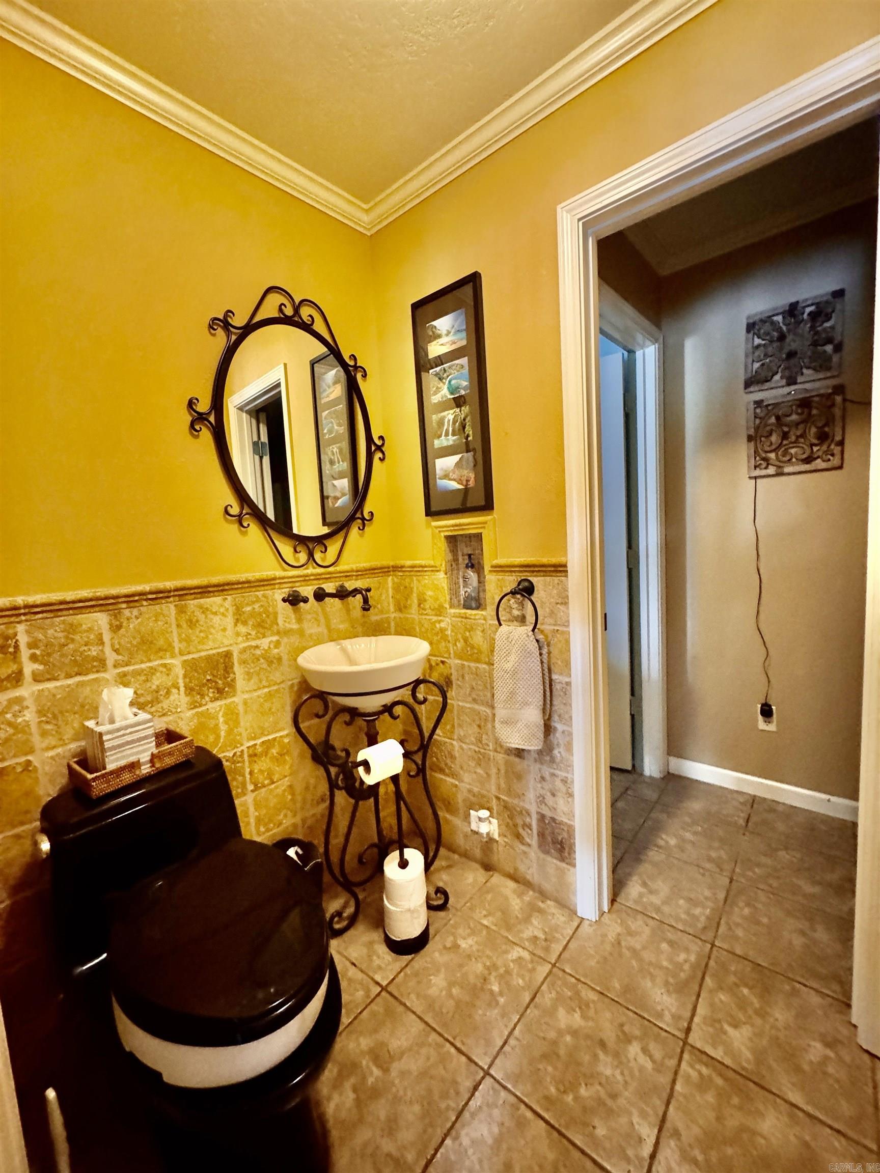 121 Kathy Lane Property Photo 11