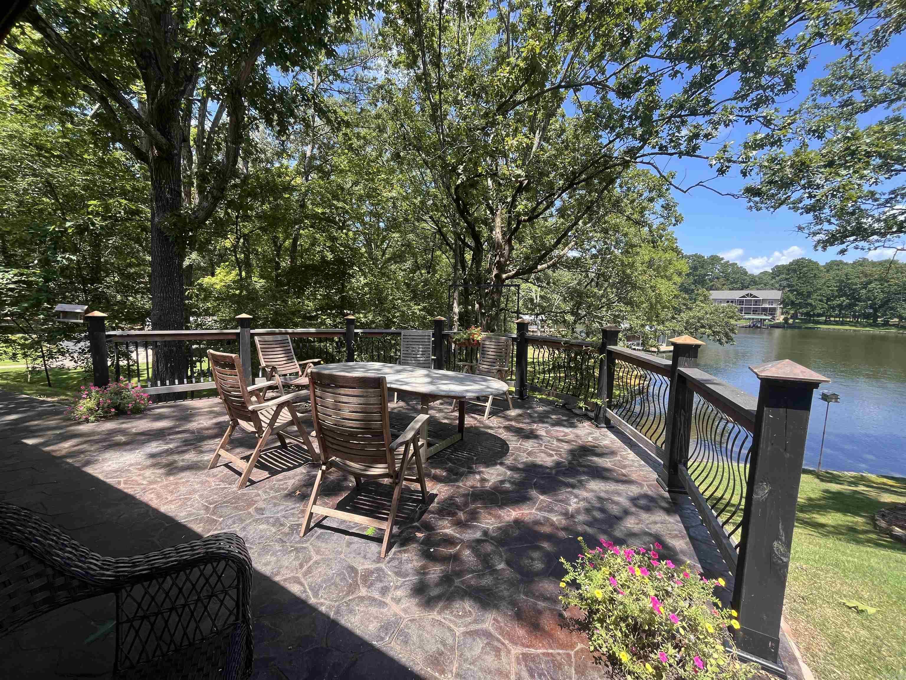 121 Kathy Lane Property Photo 12
