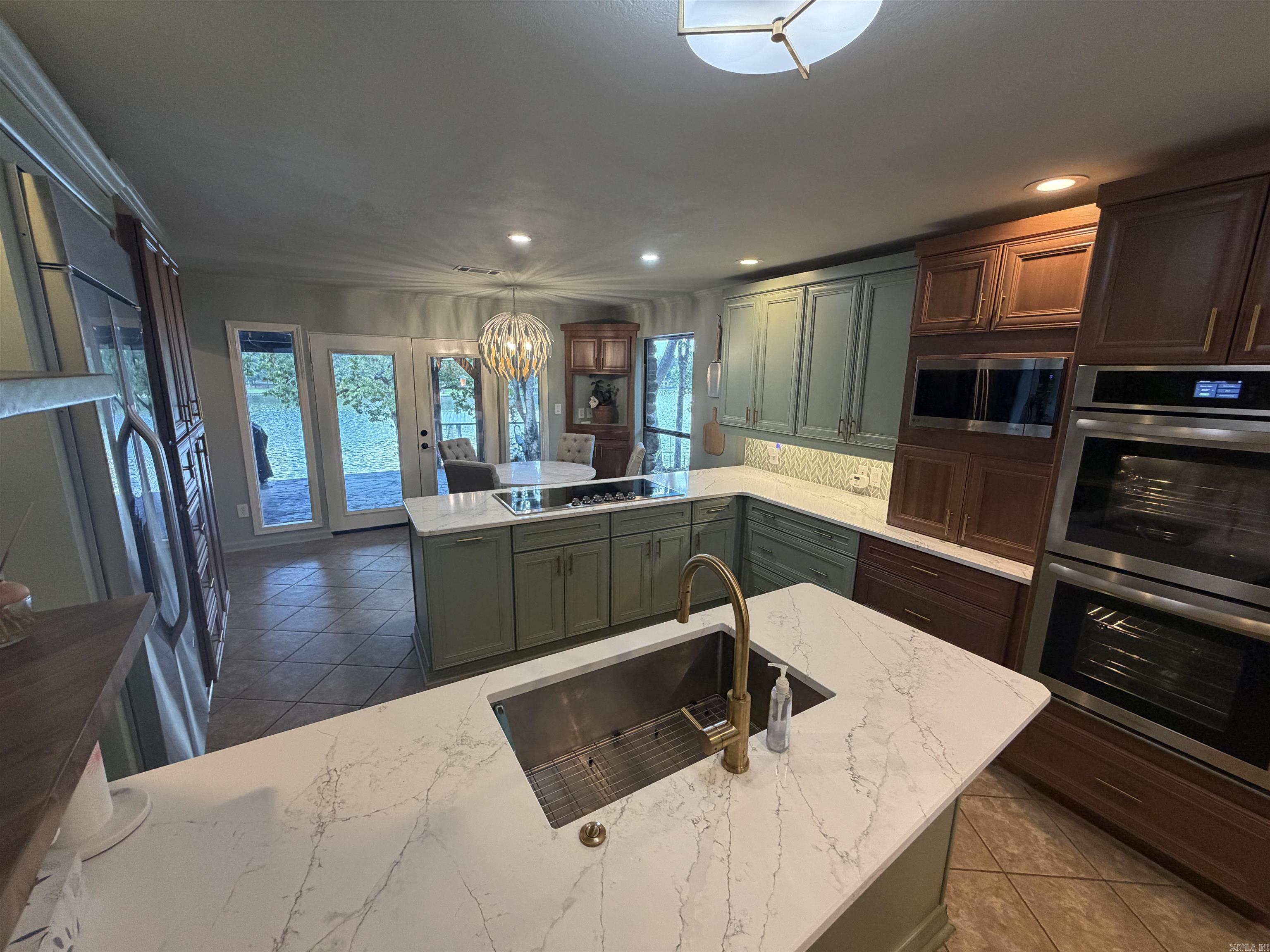 121 Kathy Lane Property Photo 16
