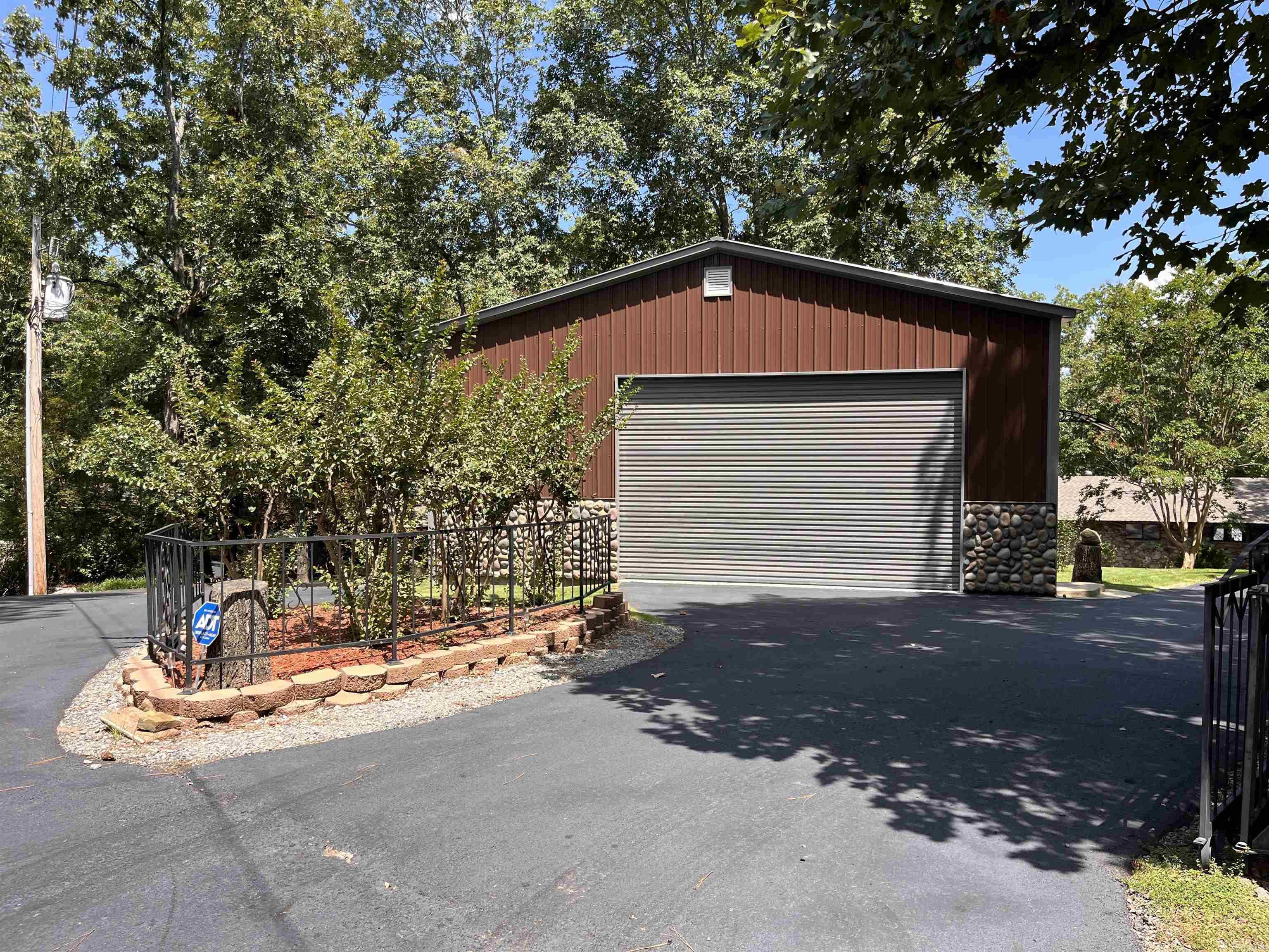 121 Kathy Lane Property Photo 38