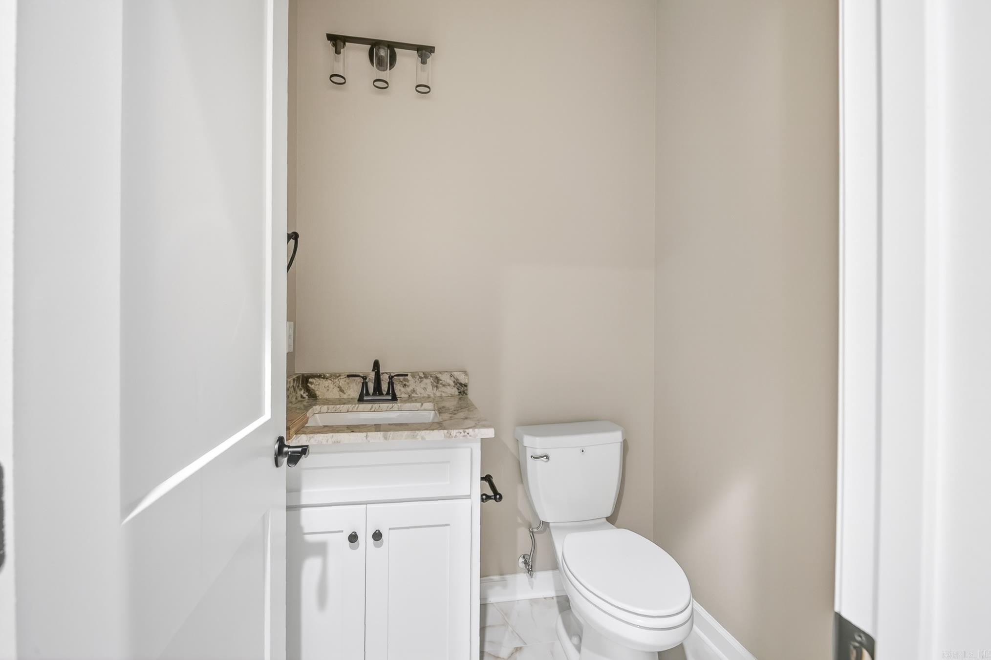 556 Valley Oak Drive Property Photo 23