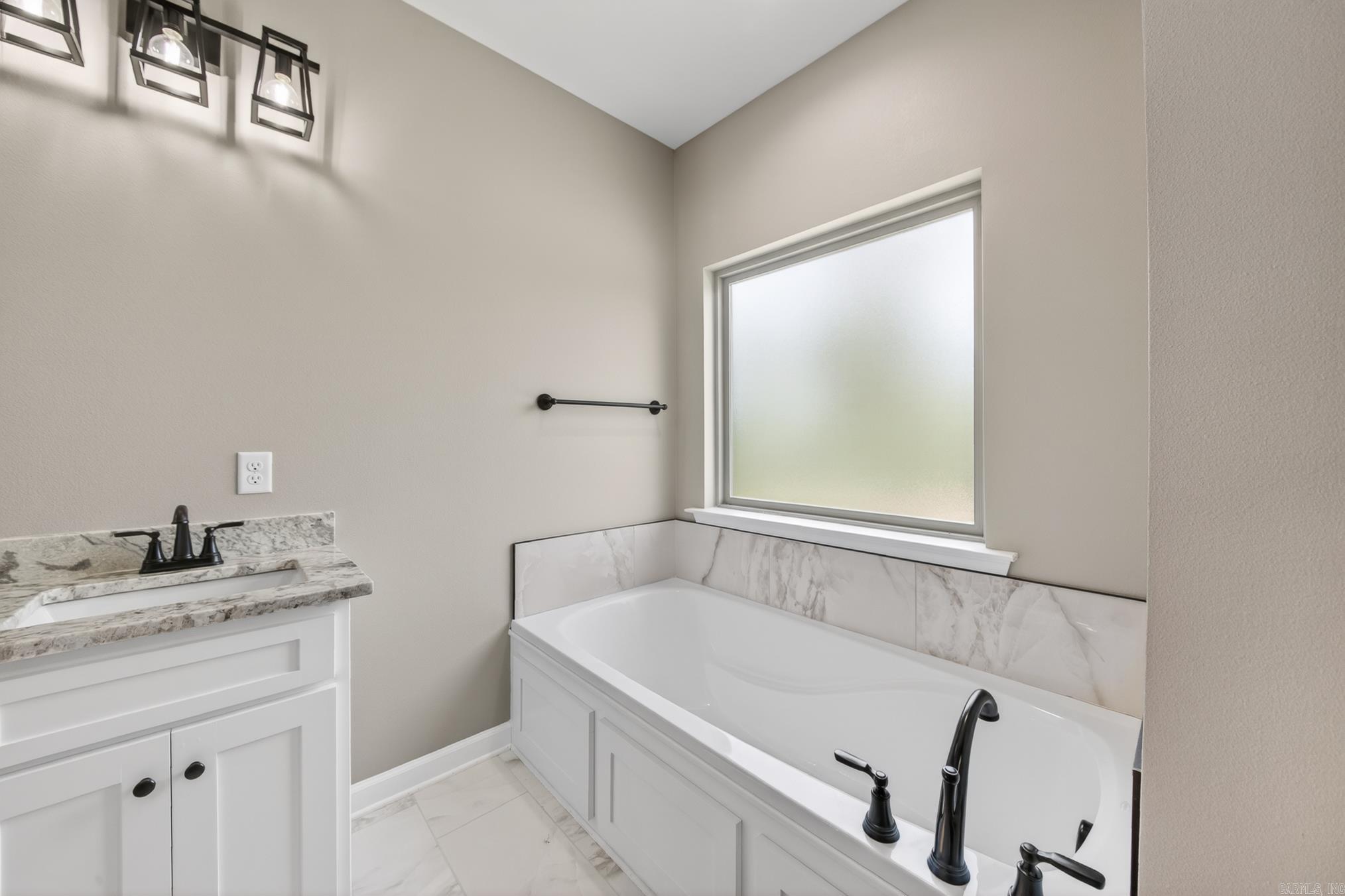 556 Valley Oak Drive Property Photo 31