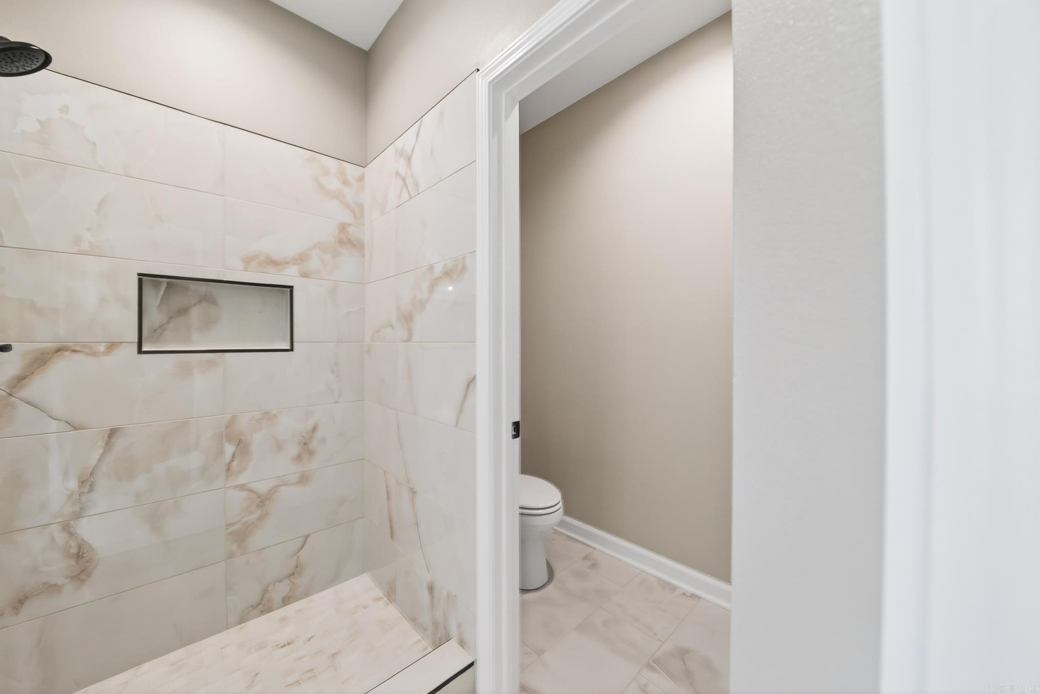 556 Valley Oak Drive Property Photo 32