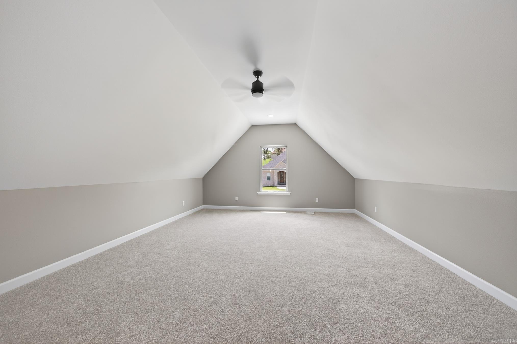 556 Valley Oak Drive Property Photo 34