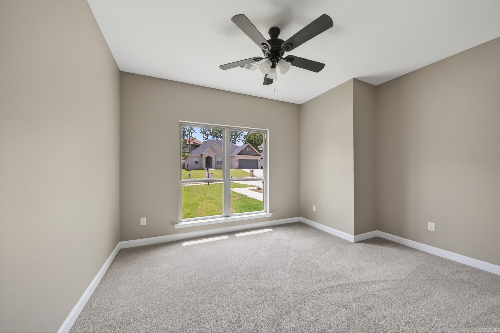 556 Valley Oak Drive Property Photo 37
