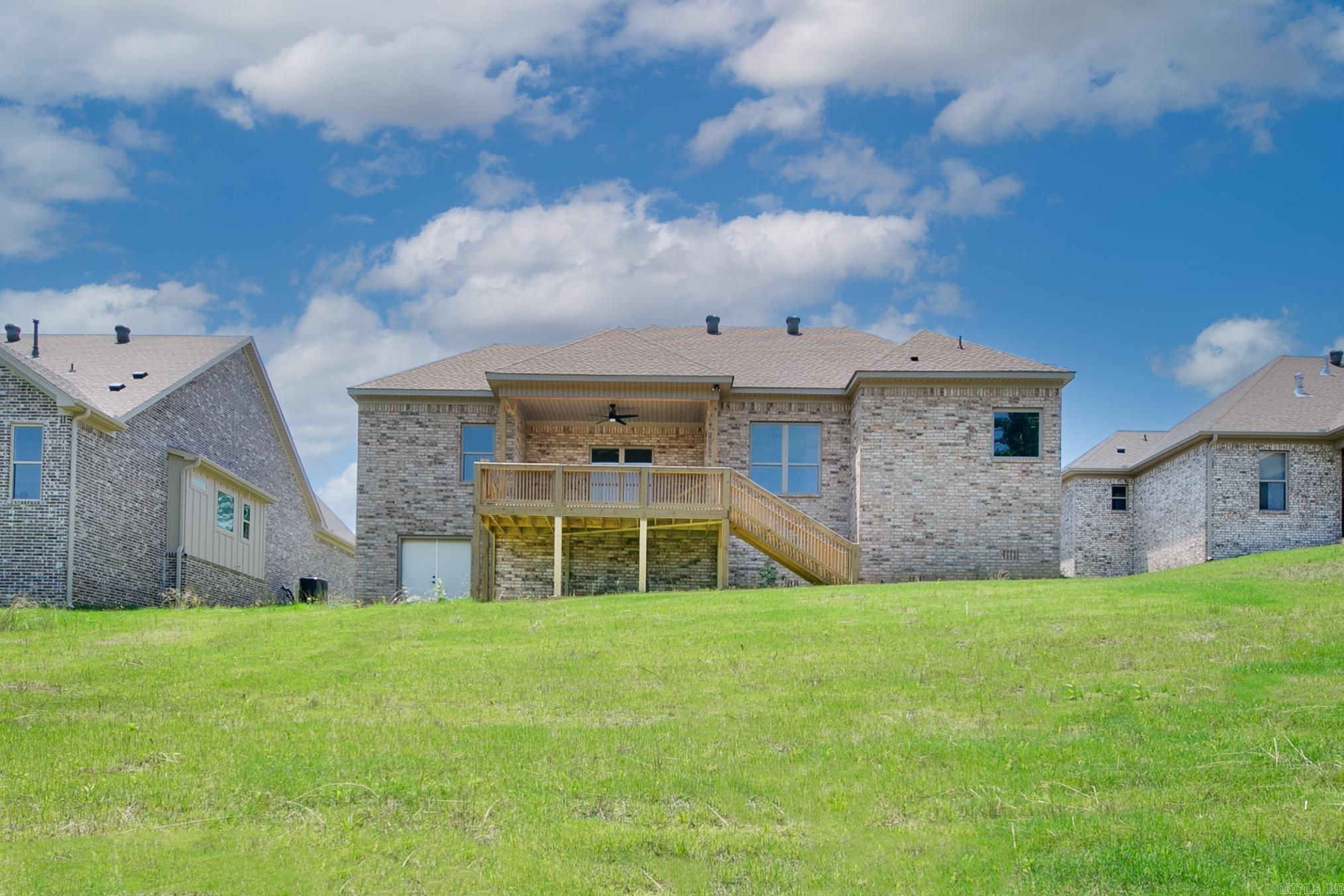 556 Valley Oak Drive Property Photo 46