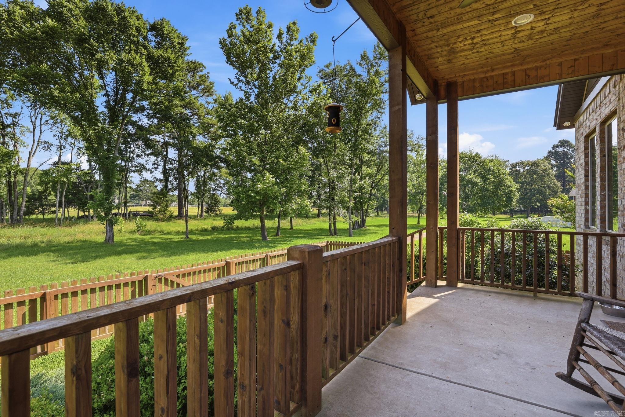 608 Cottage Lane Property Photo 6