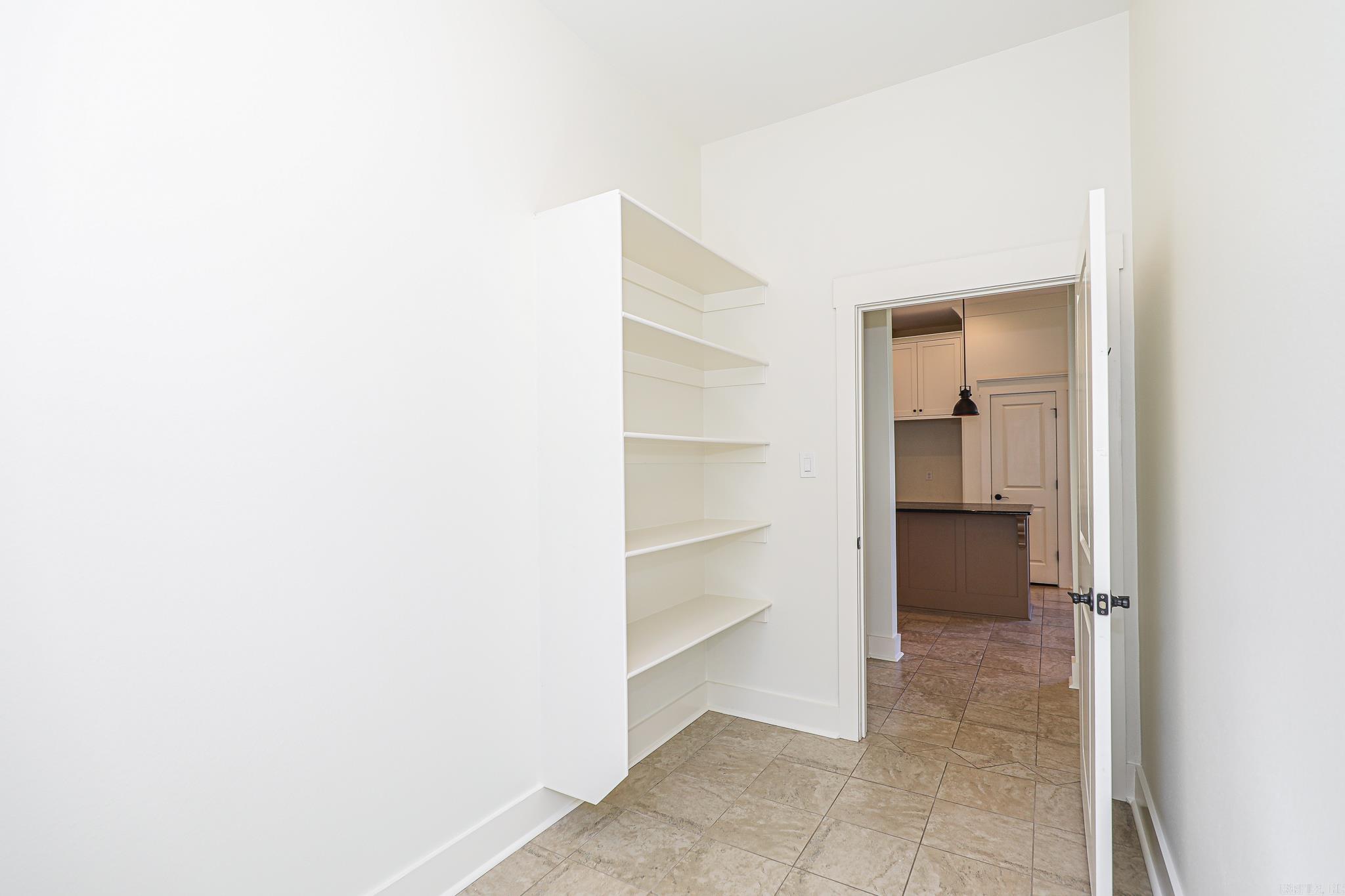 608 Cottage Lane Property Photo 23