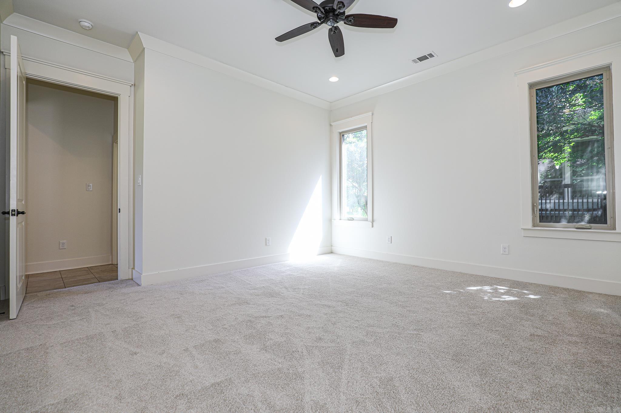 608 Cottage Lane Property Photo 25