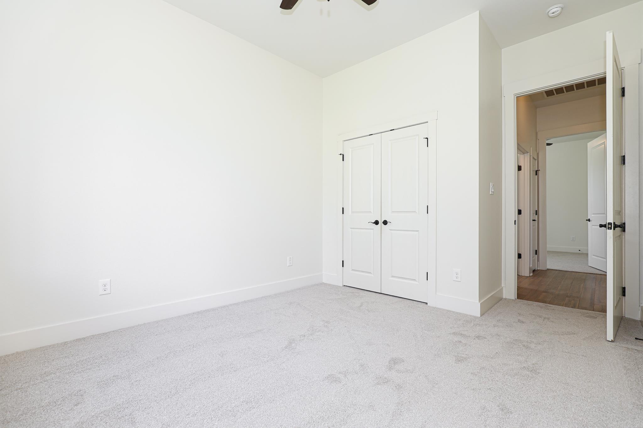 608 Cottage Lane Property Photo 32