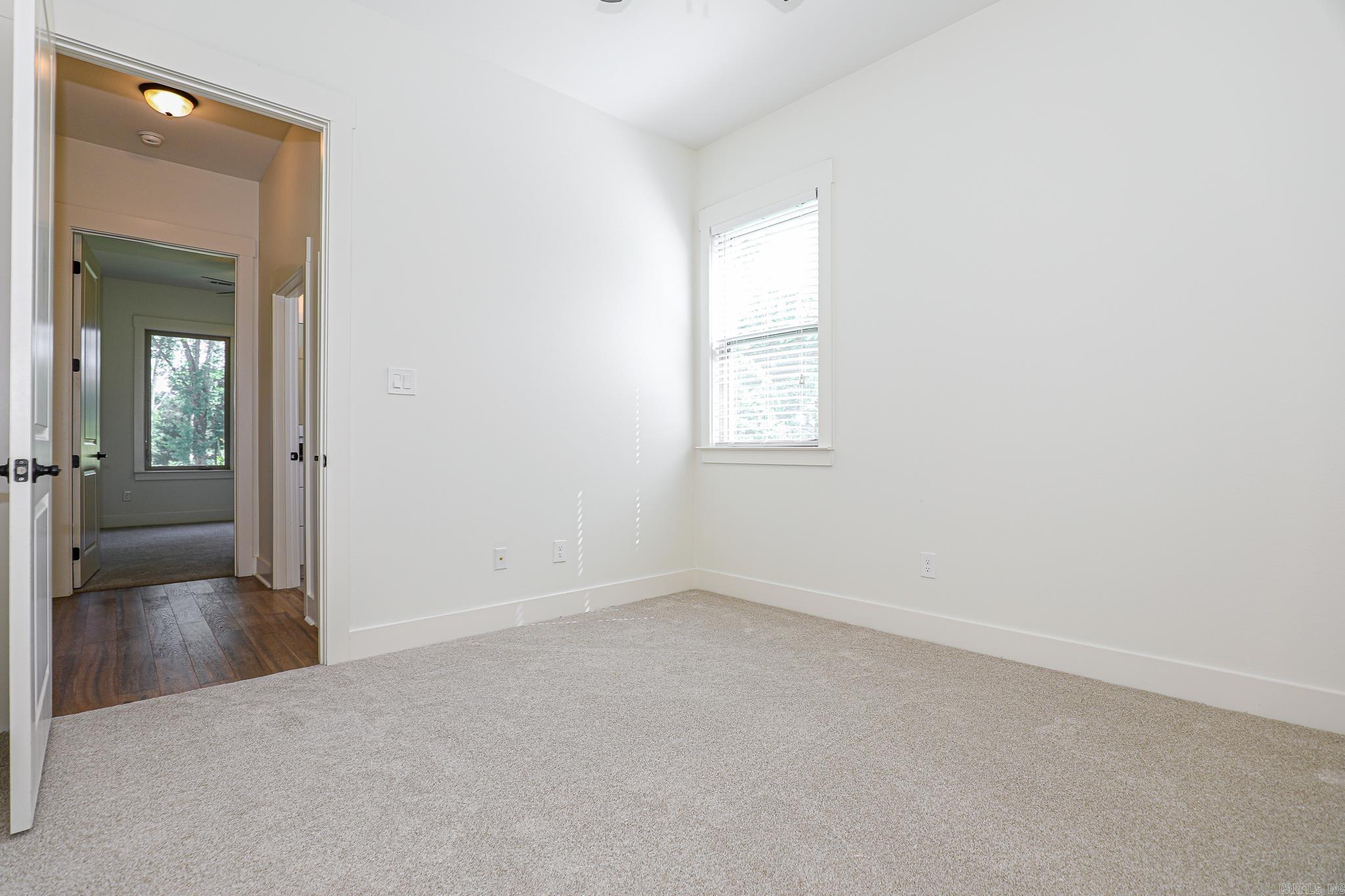 608 Cottage Lane Property Photo 41
