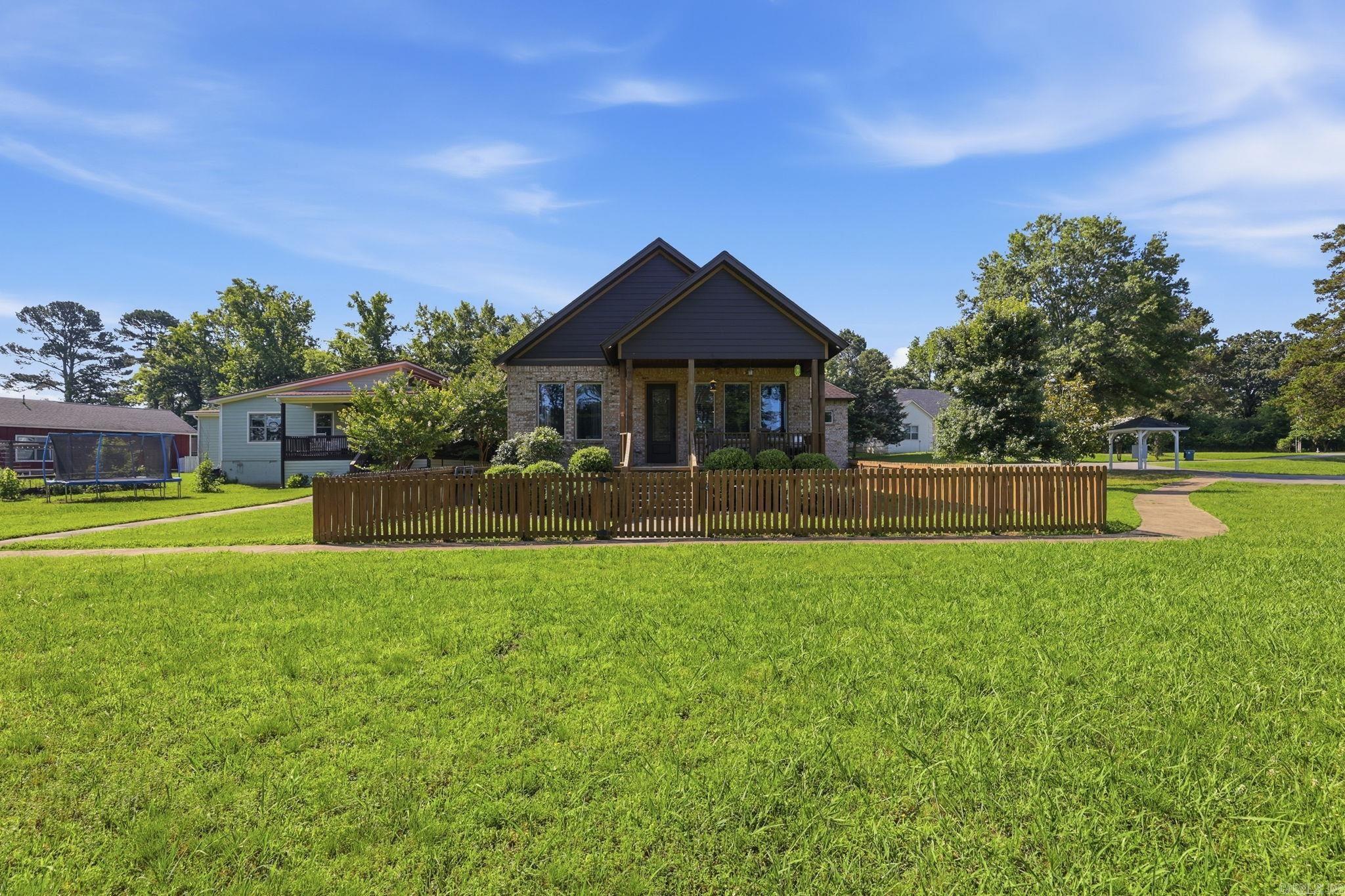 608 Cottage Lane Property Photo 47