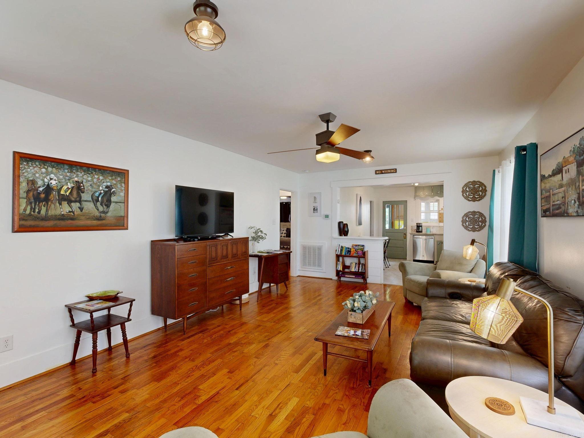 305 Richard Street Property Photo 16
