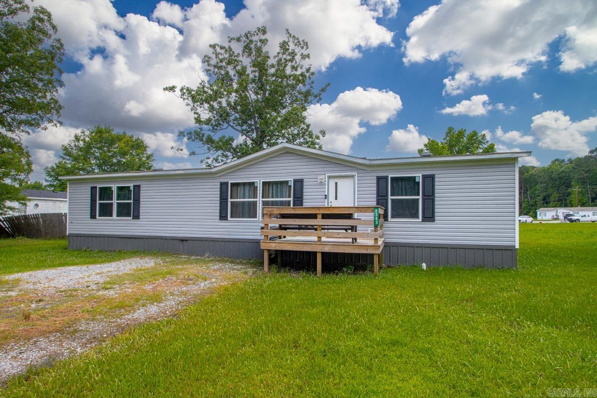 1343 Pine Drive Property Photo 2