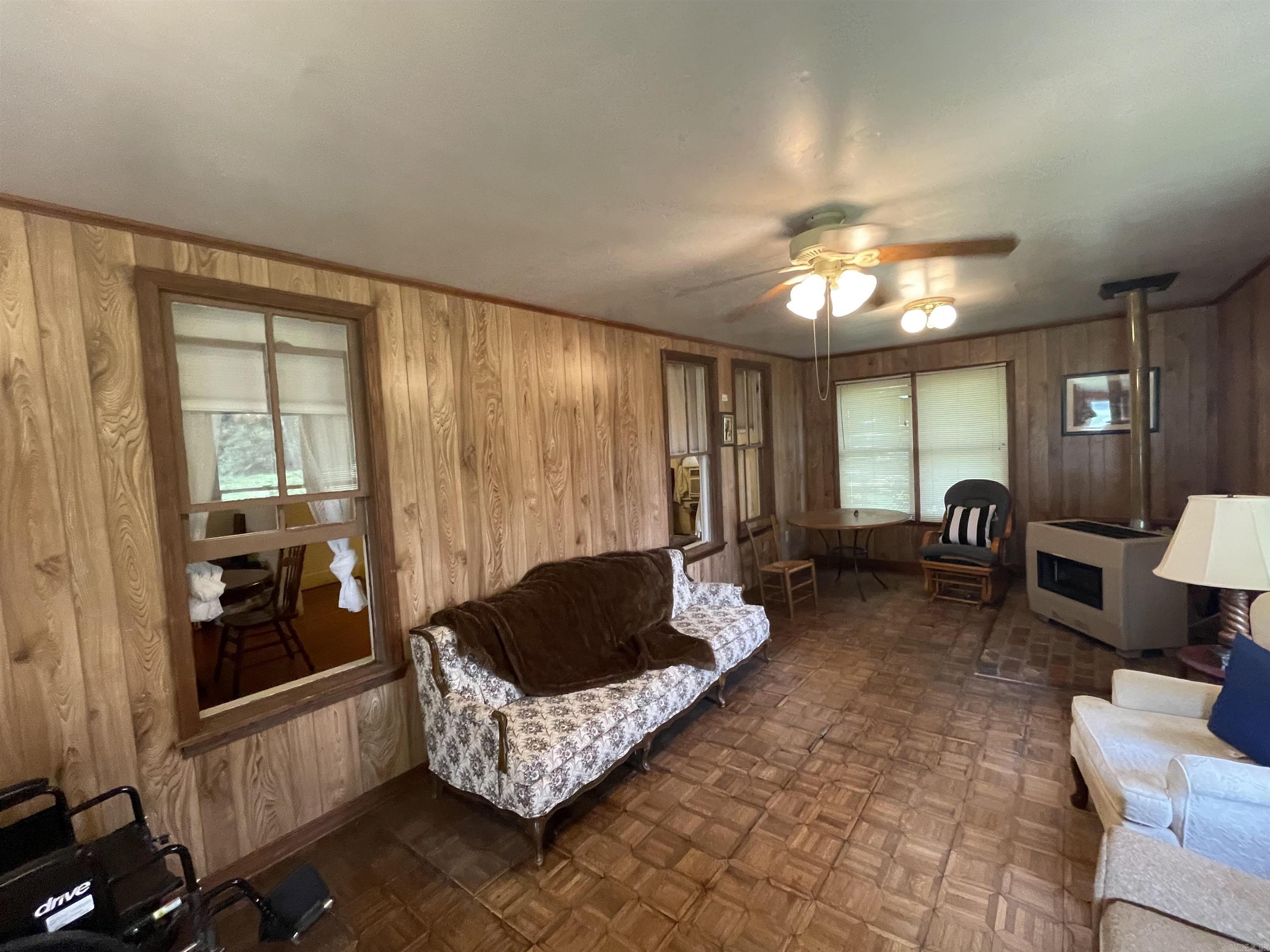 130 Tipton Street Property Photo 18