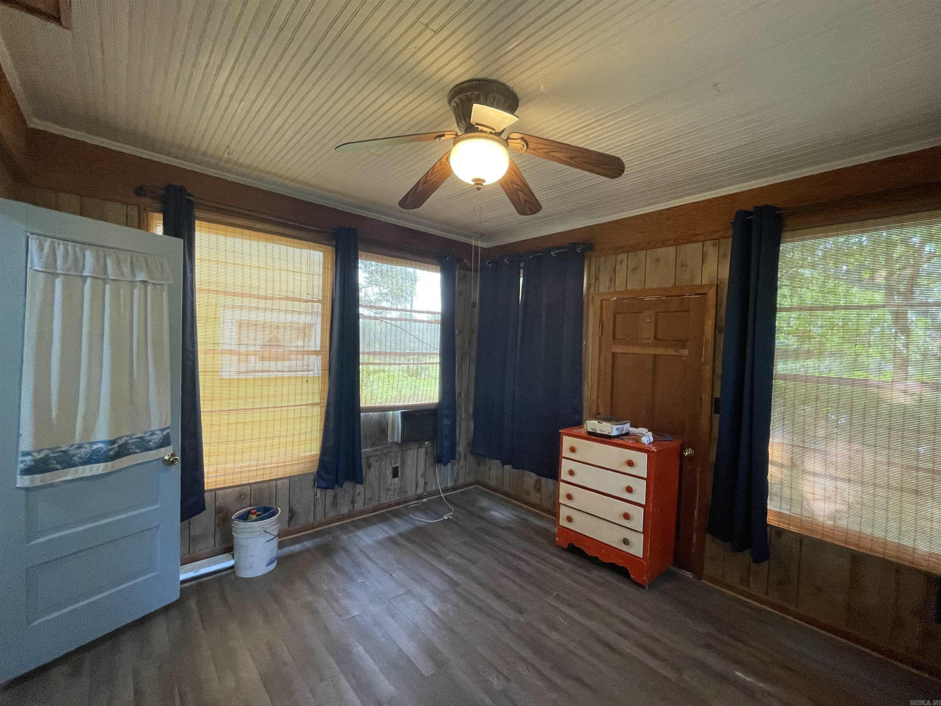 130 Tipton Street Property Photo 35