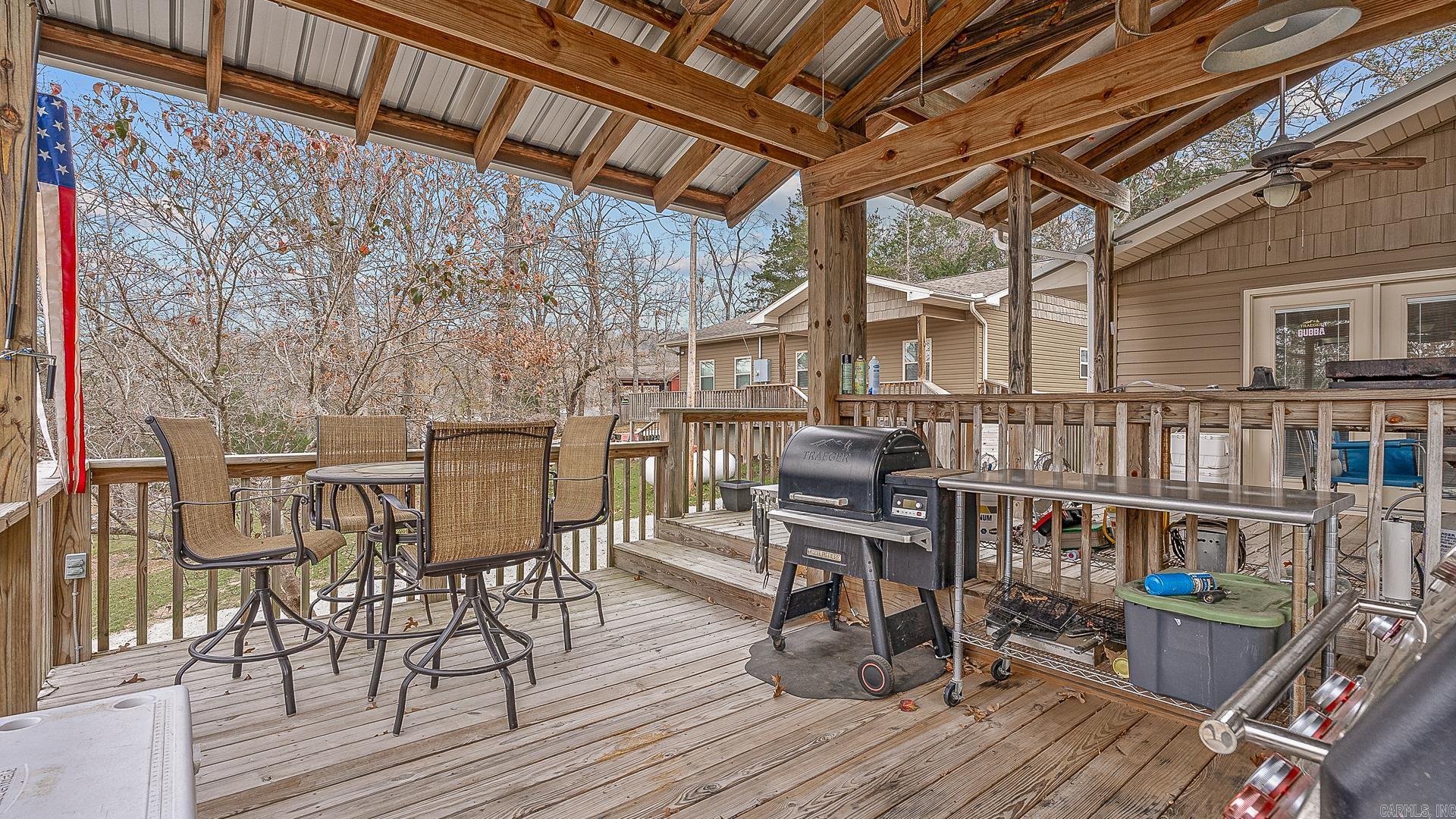 386 Cove Hollow Property Photo 11