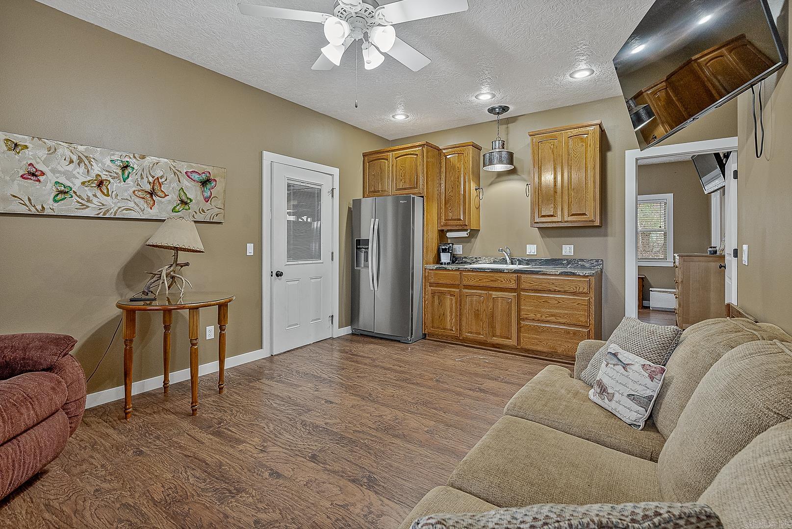 386 Cove Hollow Property Photo 14
