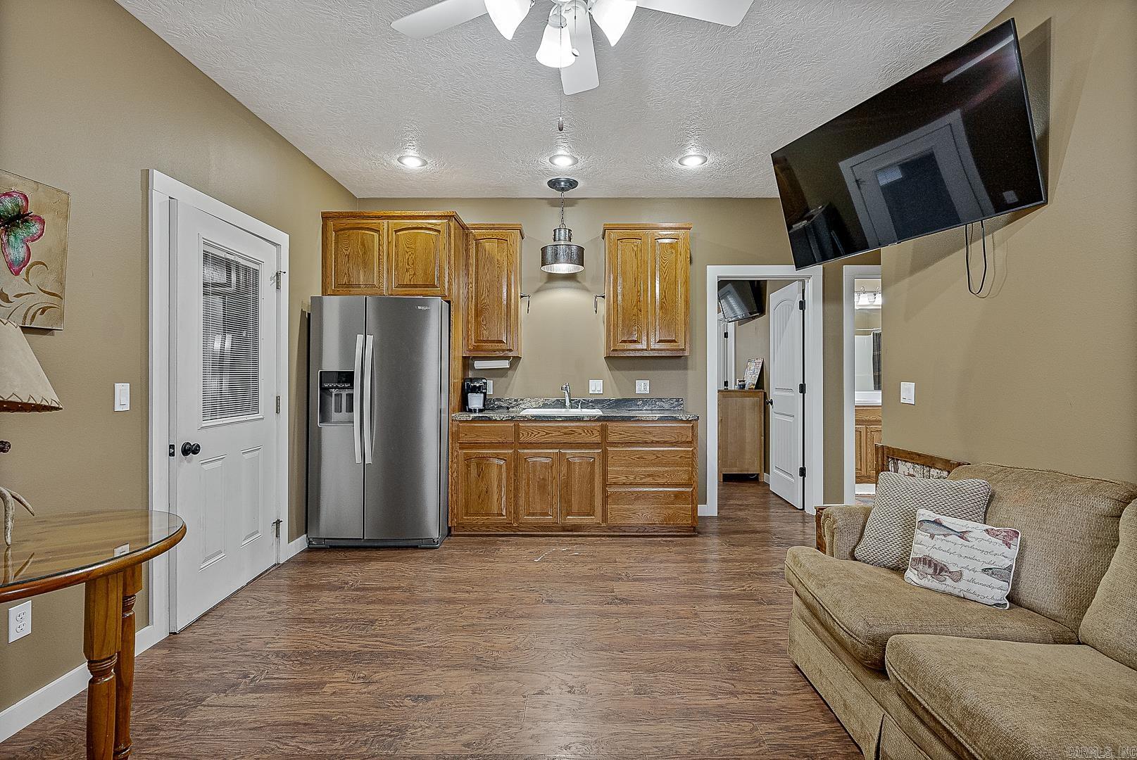 386 Cove Hollow Property Photo 15