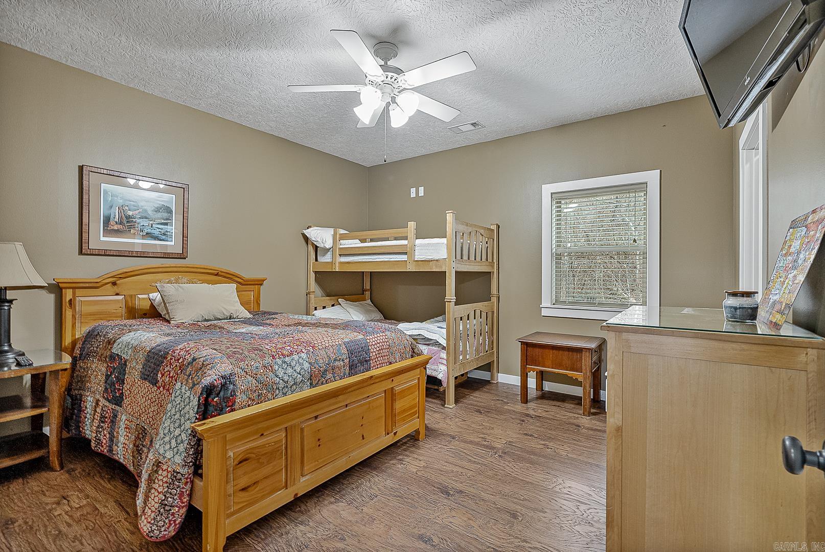 386 Cove Hollow Property Photo 17