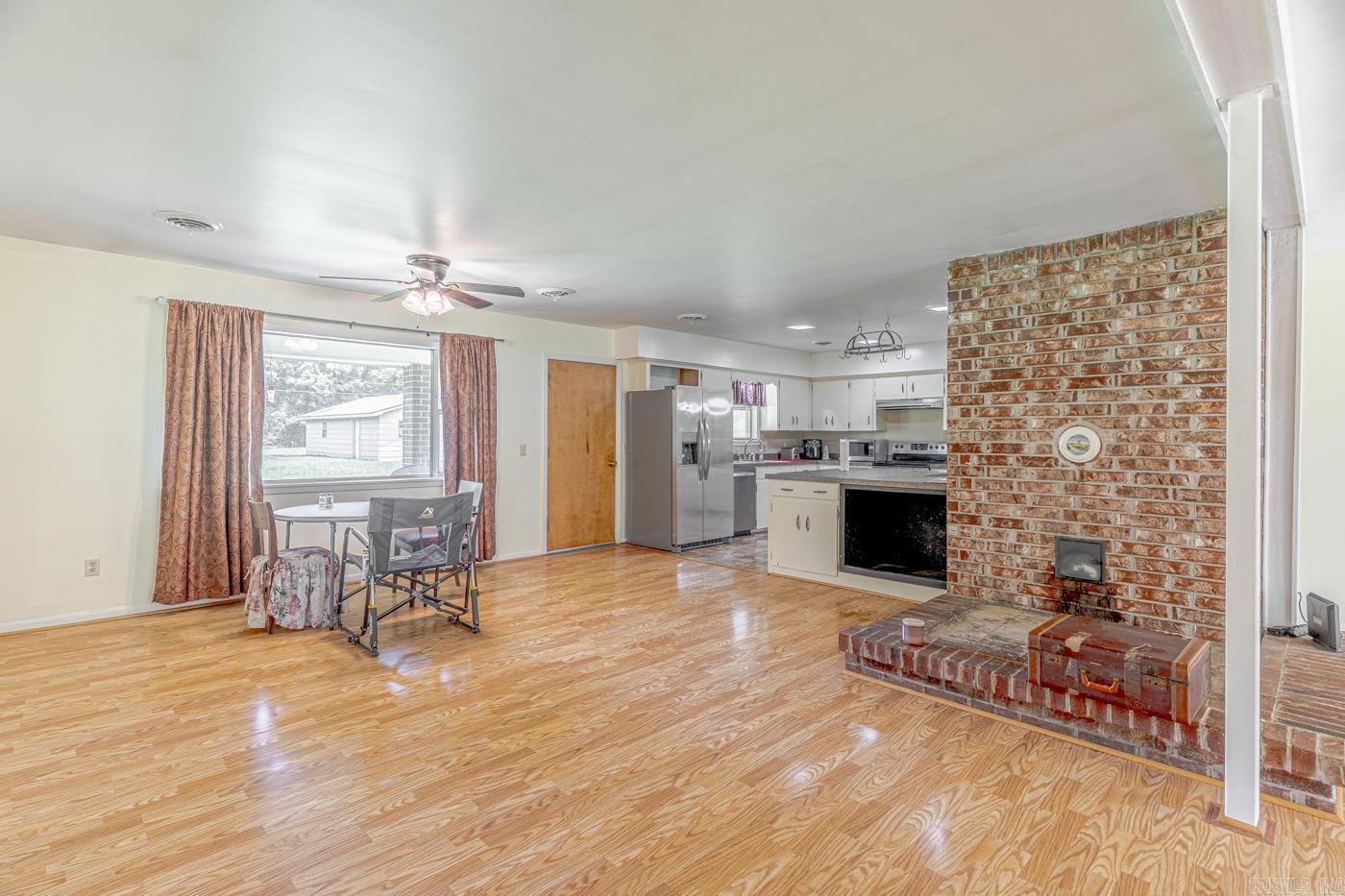 506 Hell Creek Road Property Photo 11
