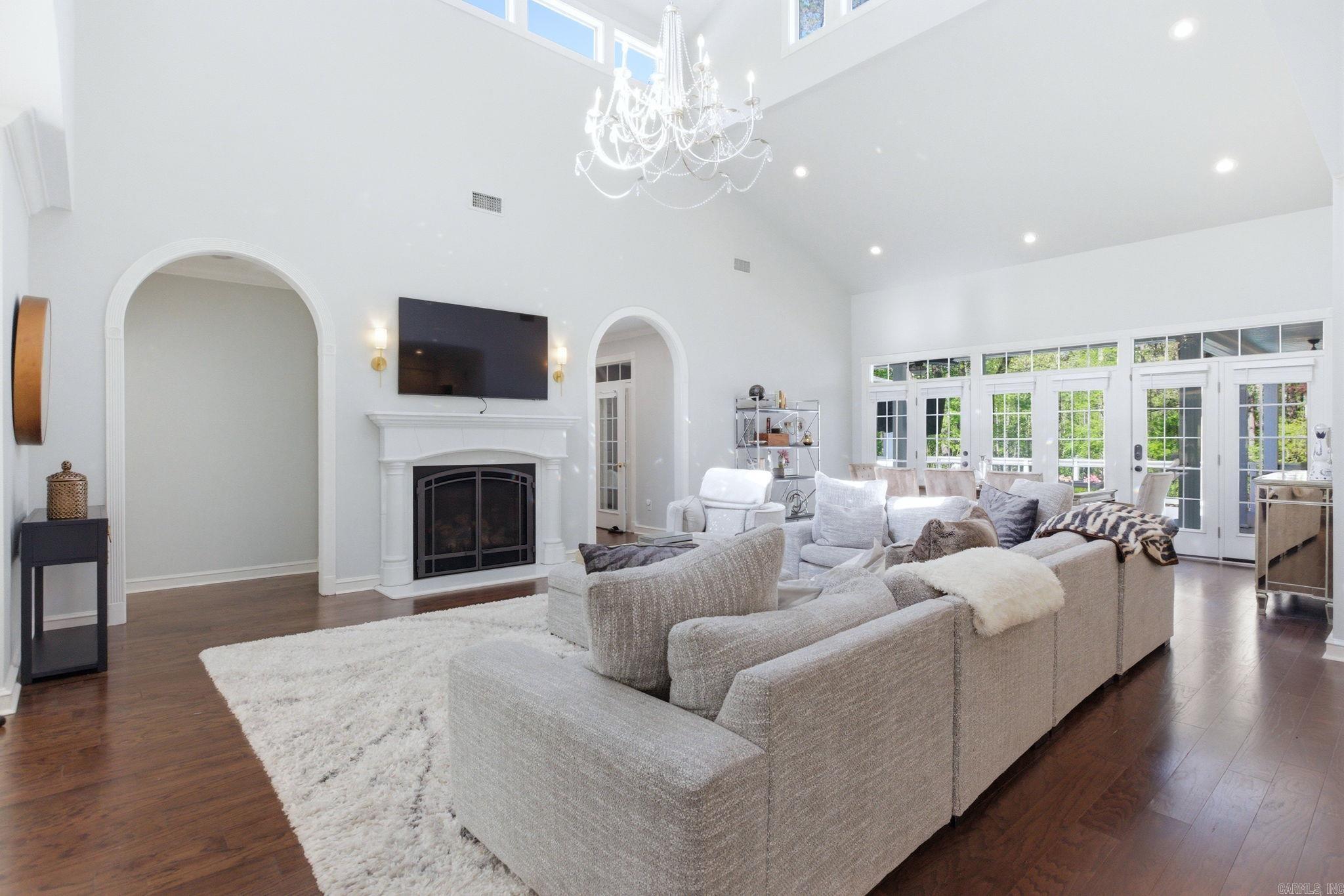 7718 Flintridge Road Property Photo 7