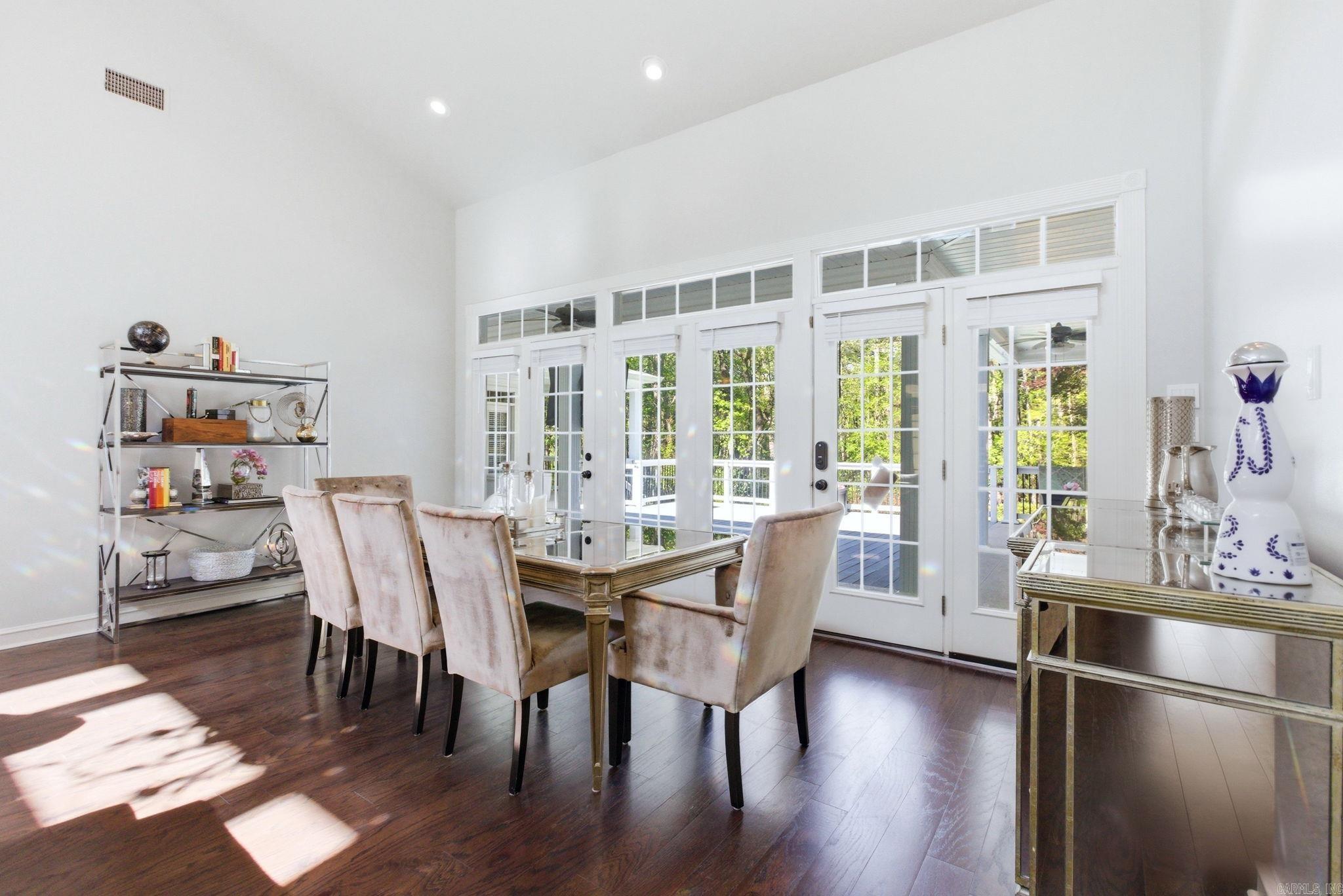 7718 Flintridge Road Property Photo 8