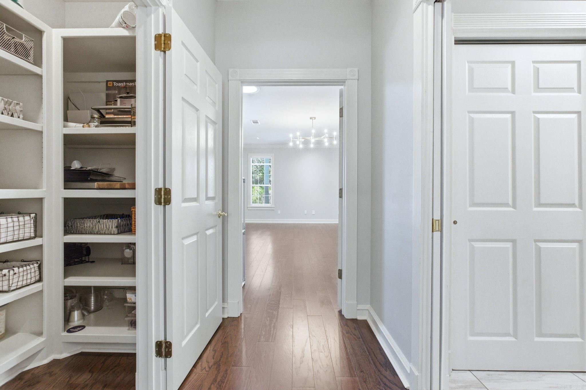 7718 Flintridge Road Property Photo 17