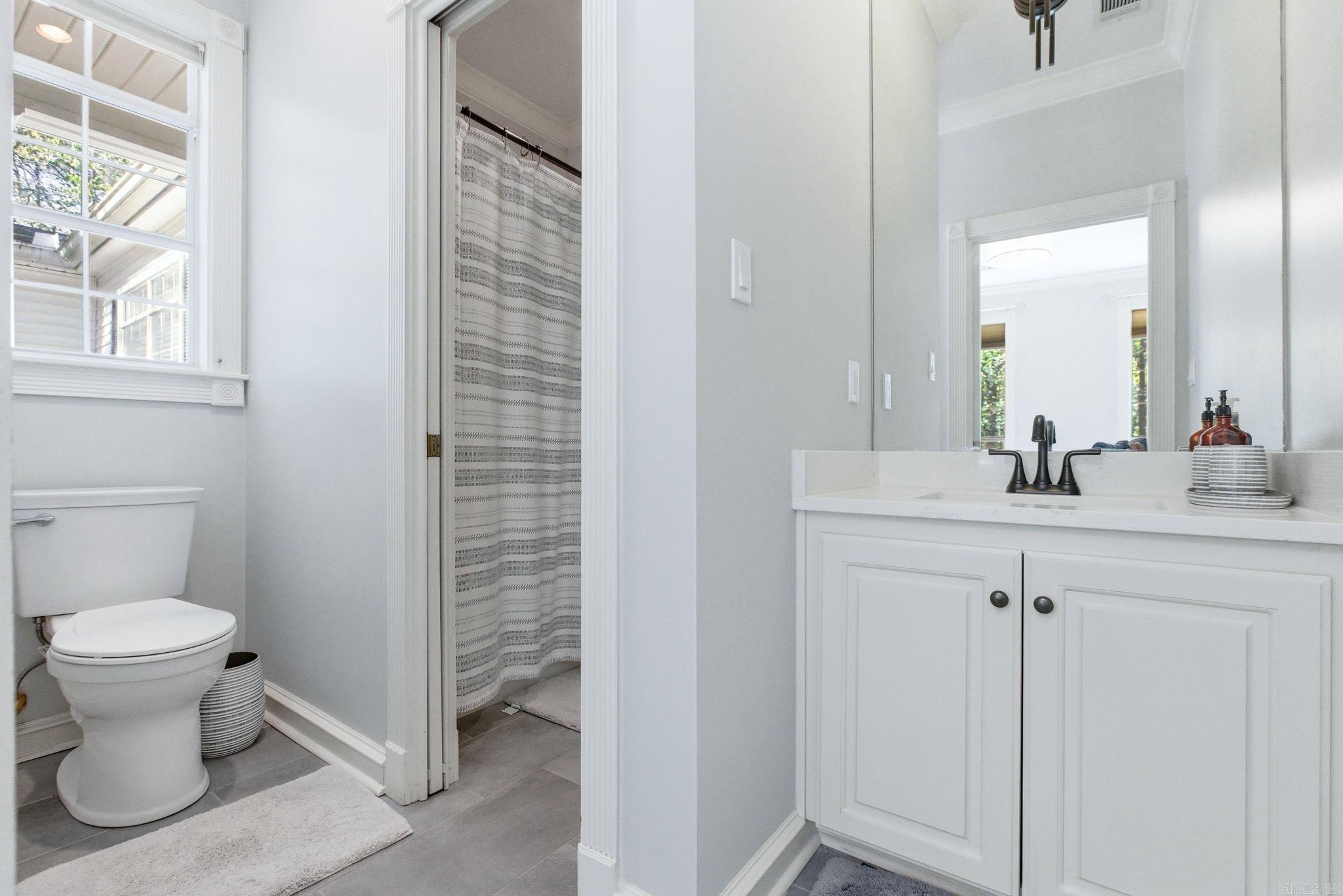 7718 Flintridge Road Property Photo 22