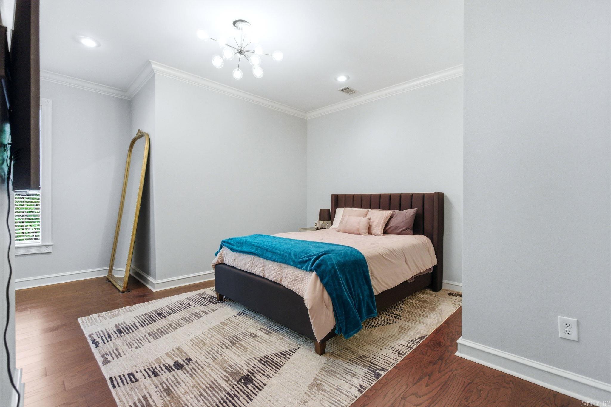 7718 Flintridge Road Property Photo 33