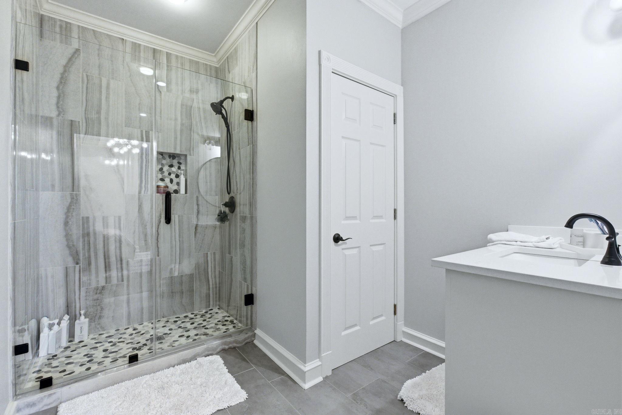 7718 Flintridge Road Property Photo 34