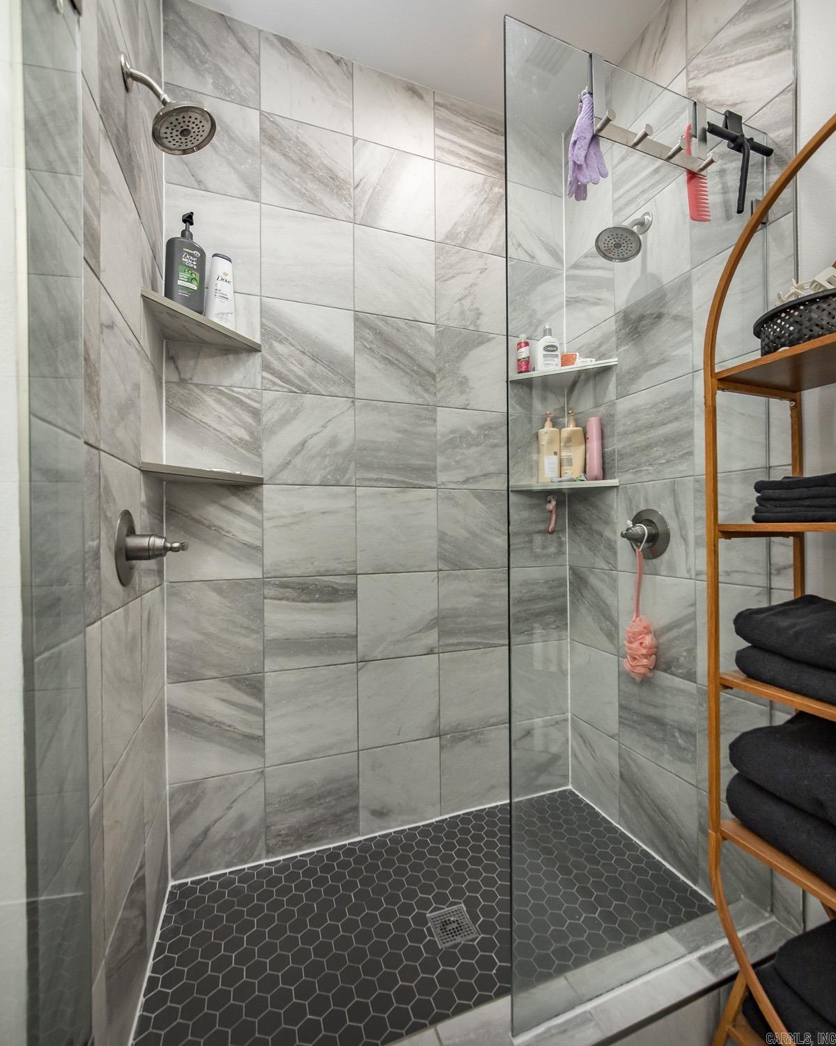 2817 Moonstone Cove Property Photo 16