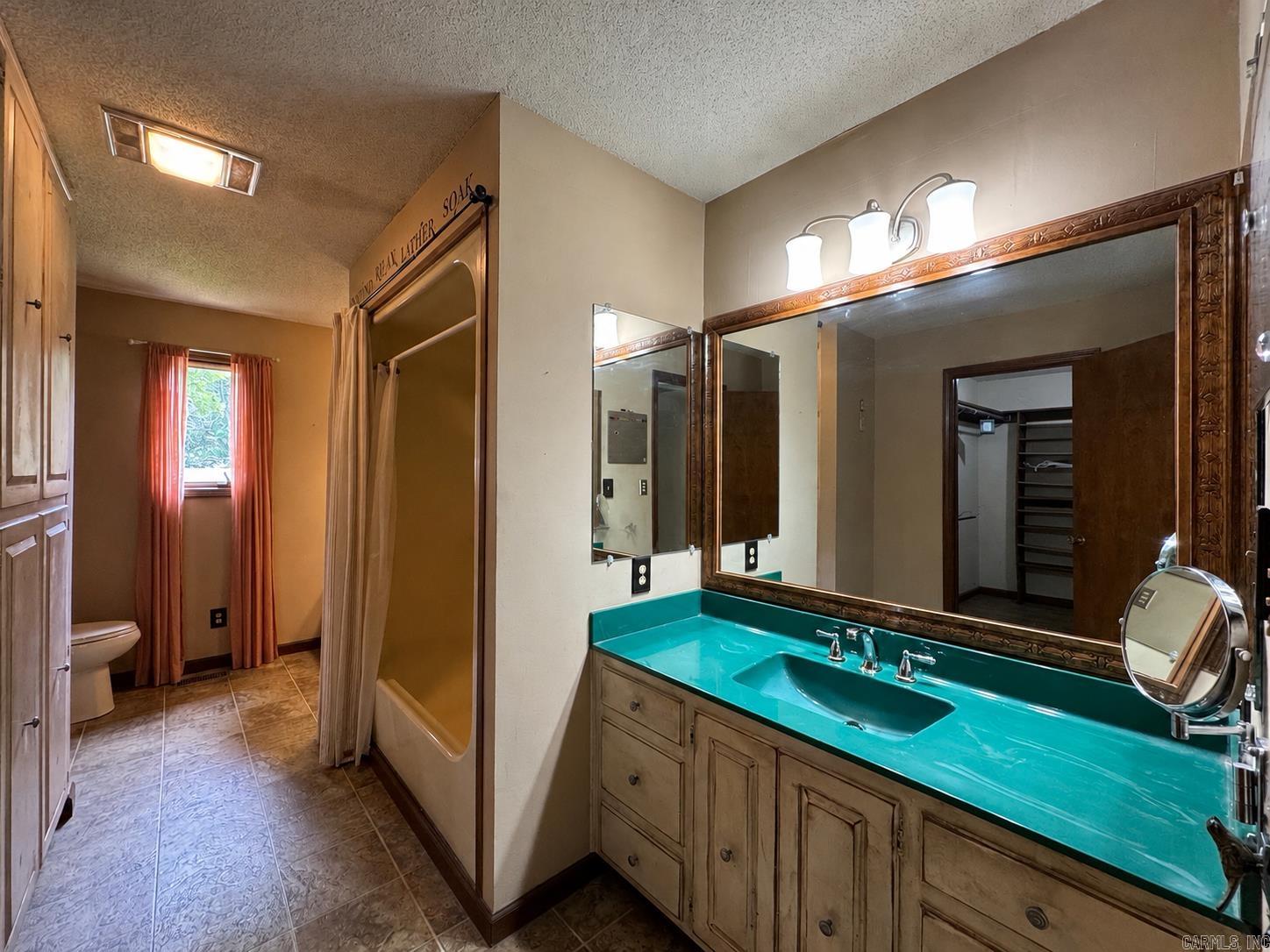 1505 Jennings Lane Property Photo 21