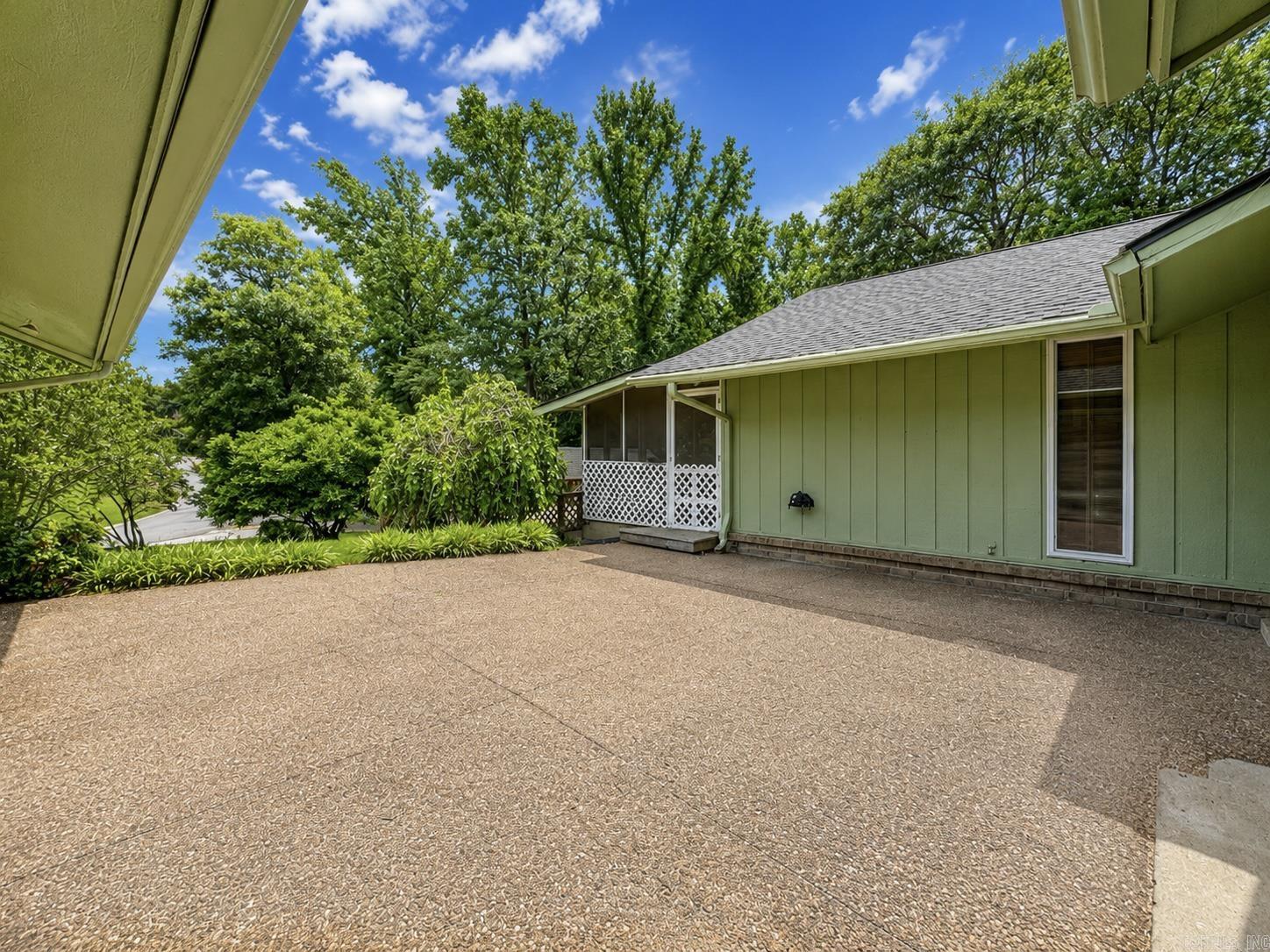 1505 Jennings Lane Property Photo 23