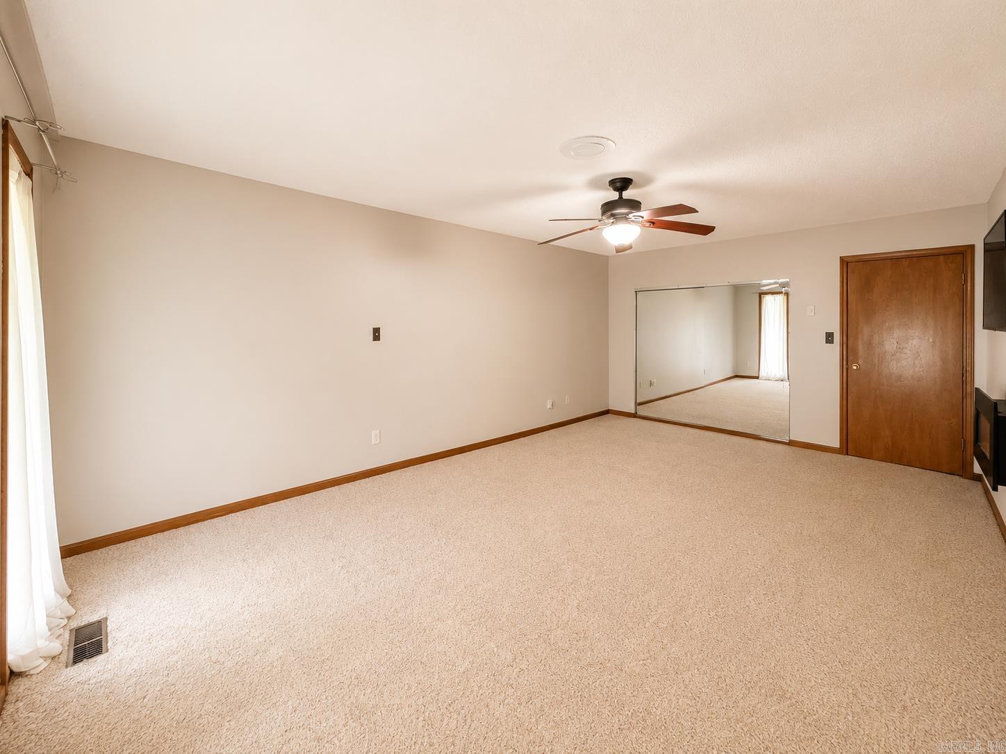 1505 Jennings Lane Property Photo 35
